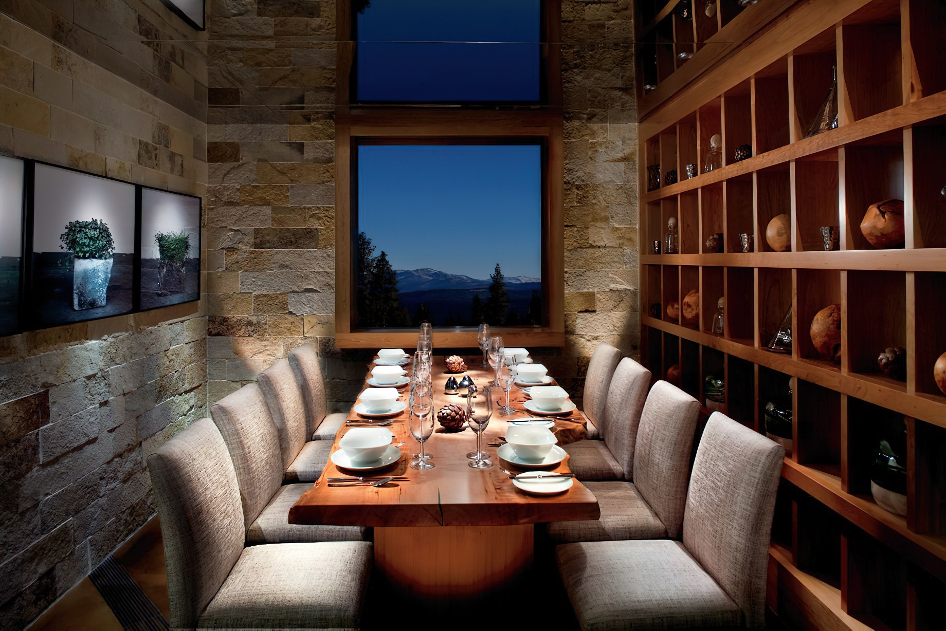 The Ritz-Carlton, Lake Tahoe Resort - Truckee, CA, USA - Manzanita Restaurant Dining