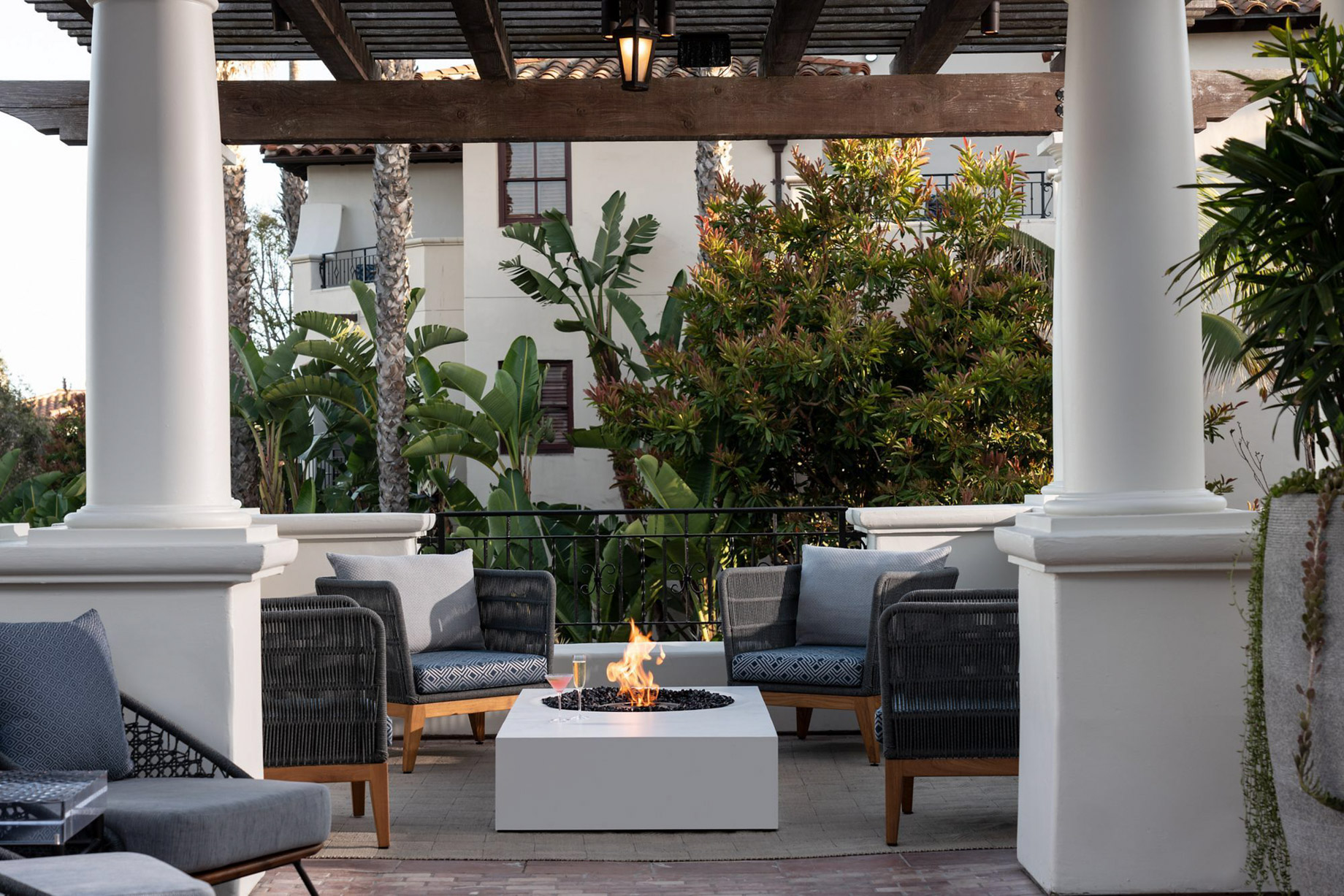 The Ritz-Carlton Bacara, Santa Barbara Resort – Santa Barbara, CA, USA – Ocean Terrace Alcove