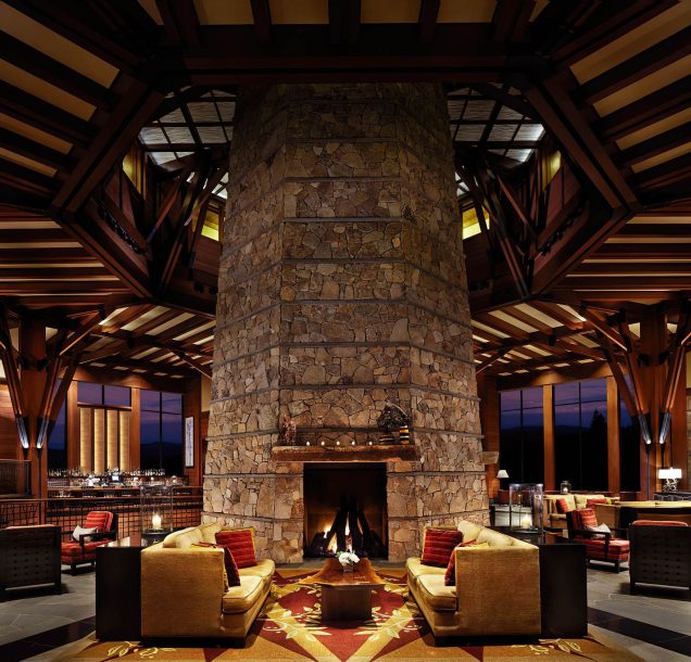 The Ritz-Carlton, Lake Tahoe Resort - Truckee, CA, USA - The Living Room