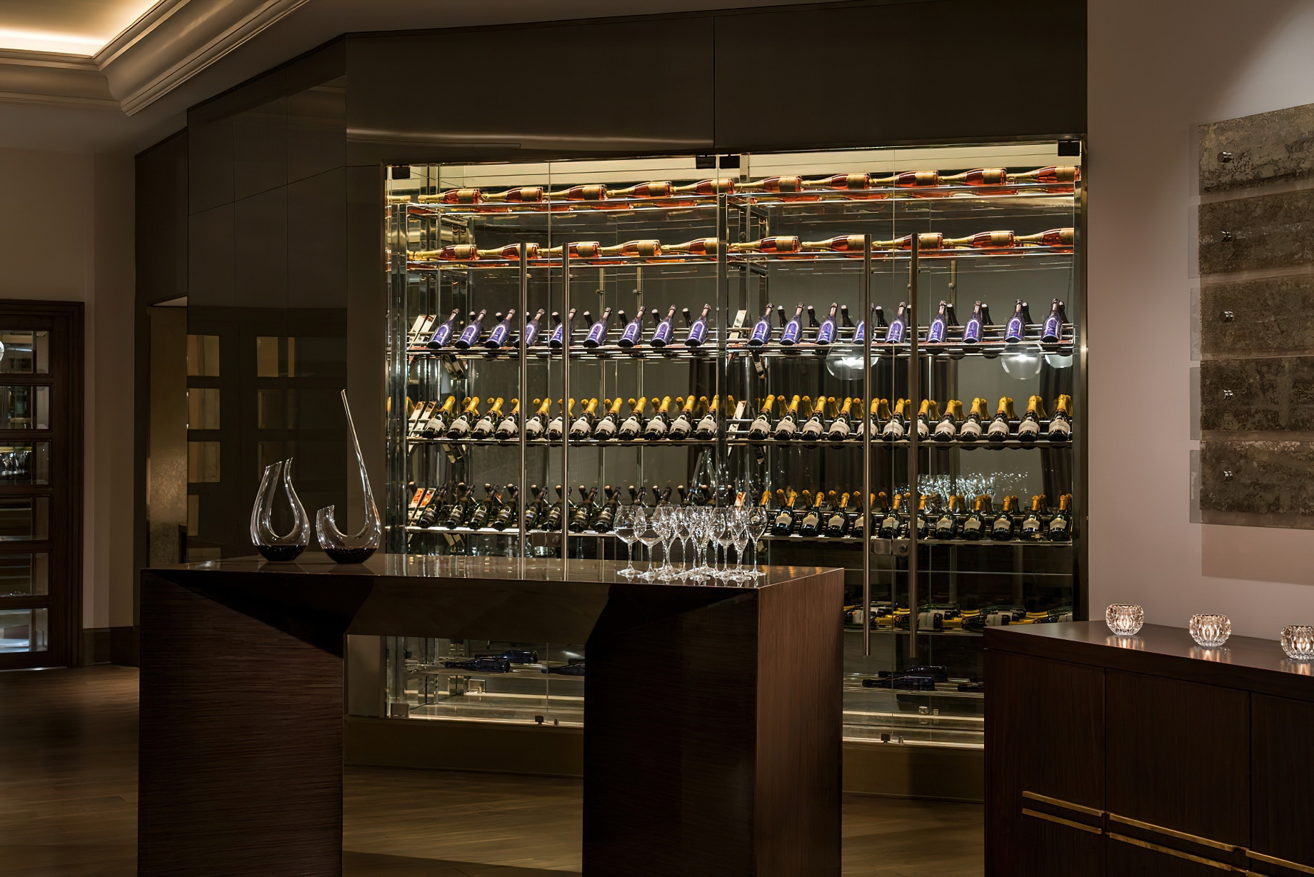 The Ritz-Carlton, Cancun Resort – Cancun, Mexico – The Club Grill Bar