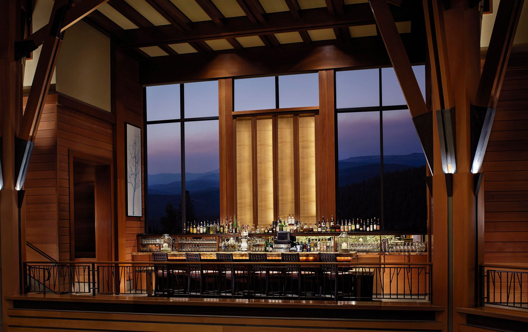 The Ritz-Carlton, Lake Tahoe Resort – Truckee, CA, USA – Highlands Bar