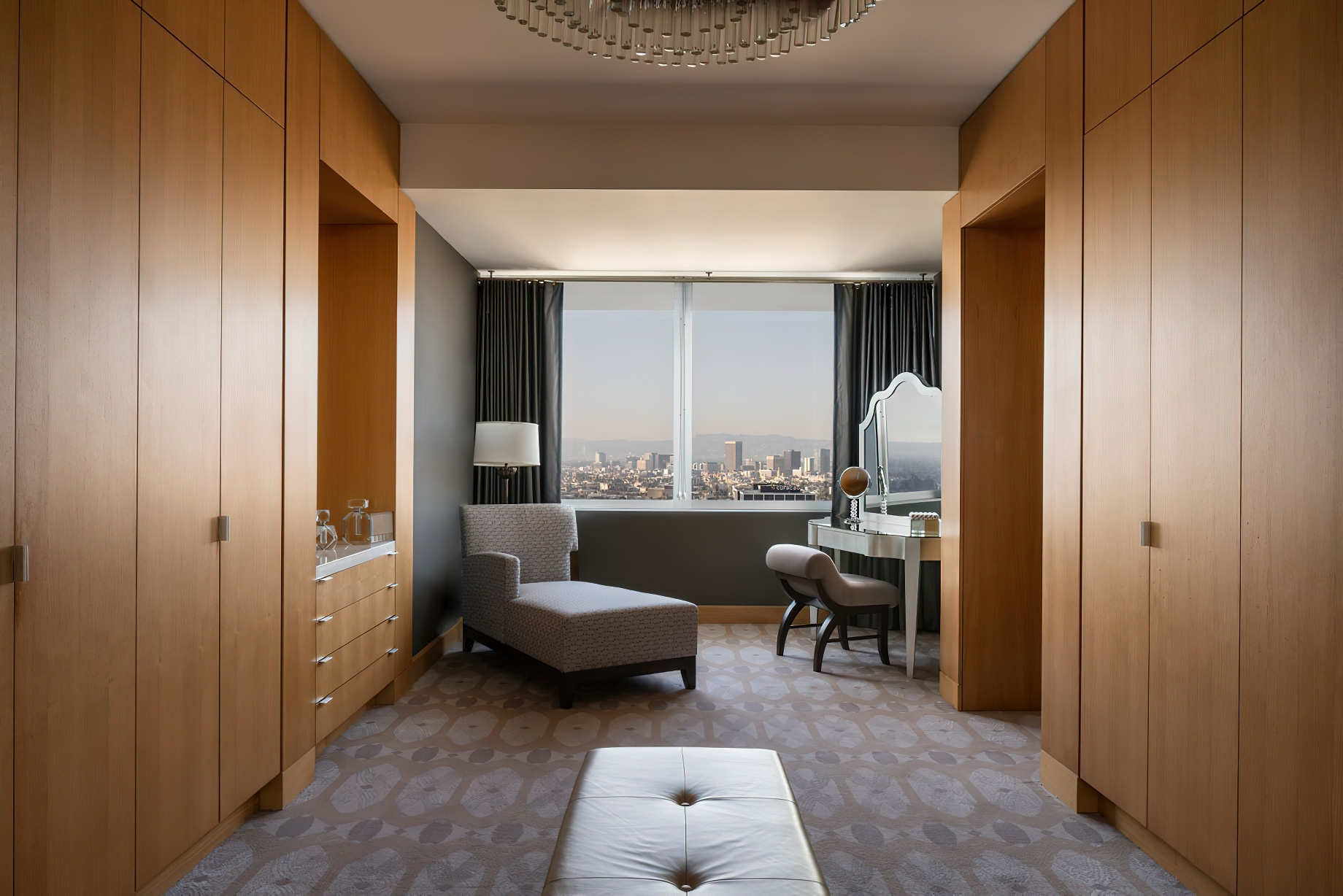 The Ritz-Carlton, Los Angeles L.A. Live Hotel – Los Angeles, CA, USA – Ritz-Carlton Suite Sitting Area