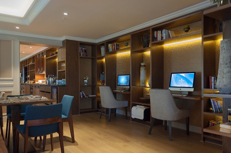 The Ritz-Carlton, Santiago Hotel - Santiago, Chile - Club Lounge