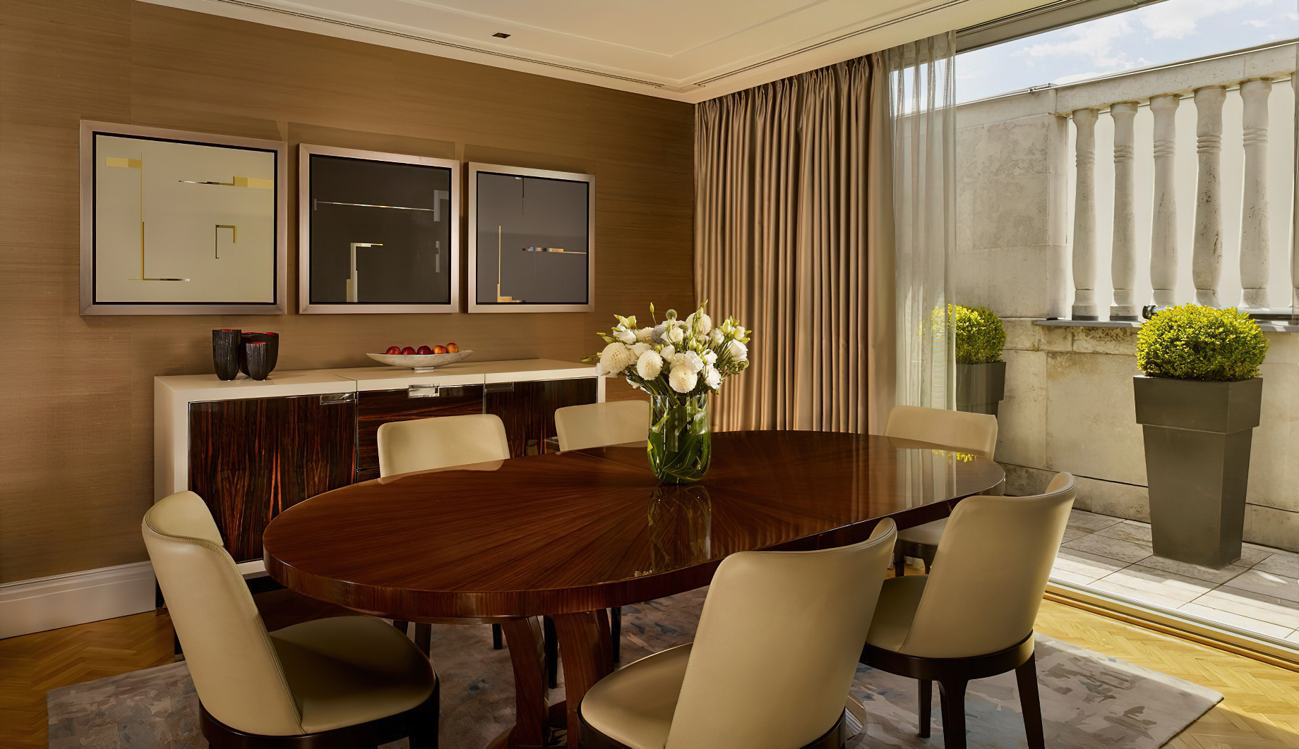 The Ritz-Carlton, Budapest Hotel - Budapest, Hungary - Ritz-Carlton Suite Dining Room