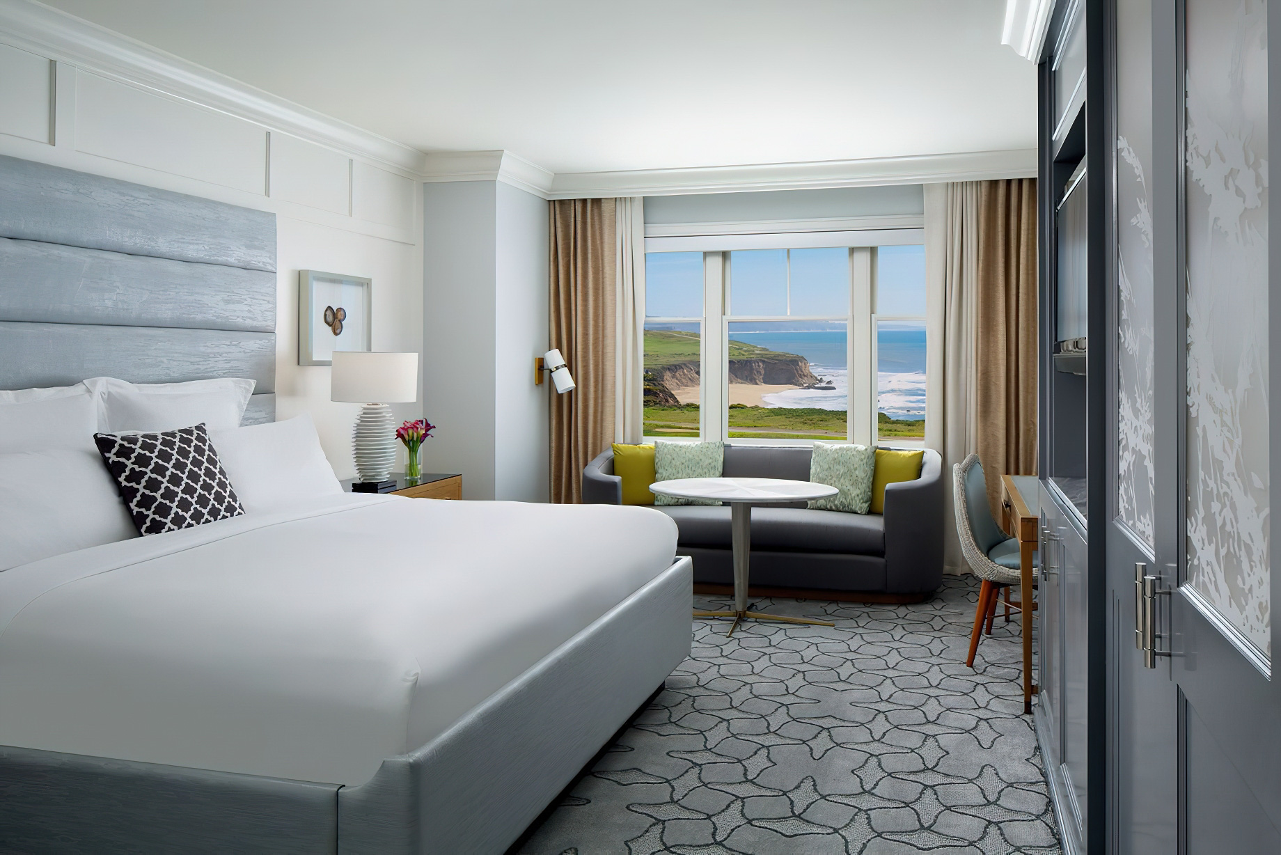 The Ritz-Carlton, Half Moon Bay Resort - Half Moon Bay, CA, USA - Coastal View Room