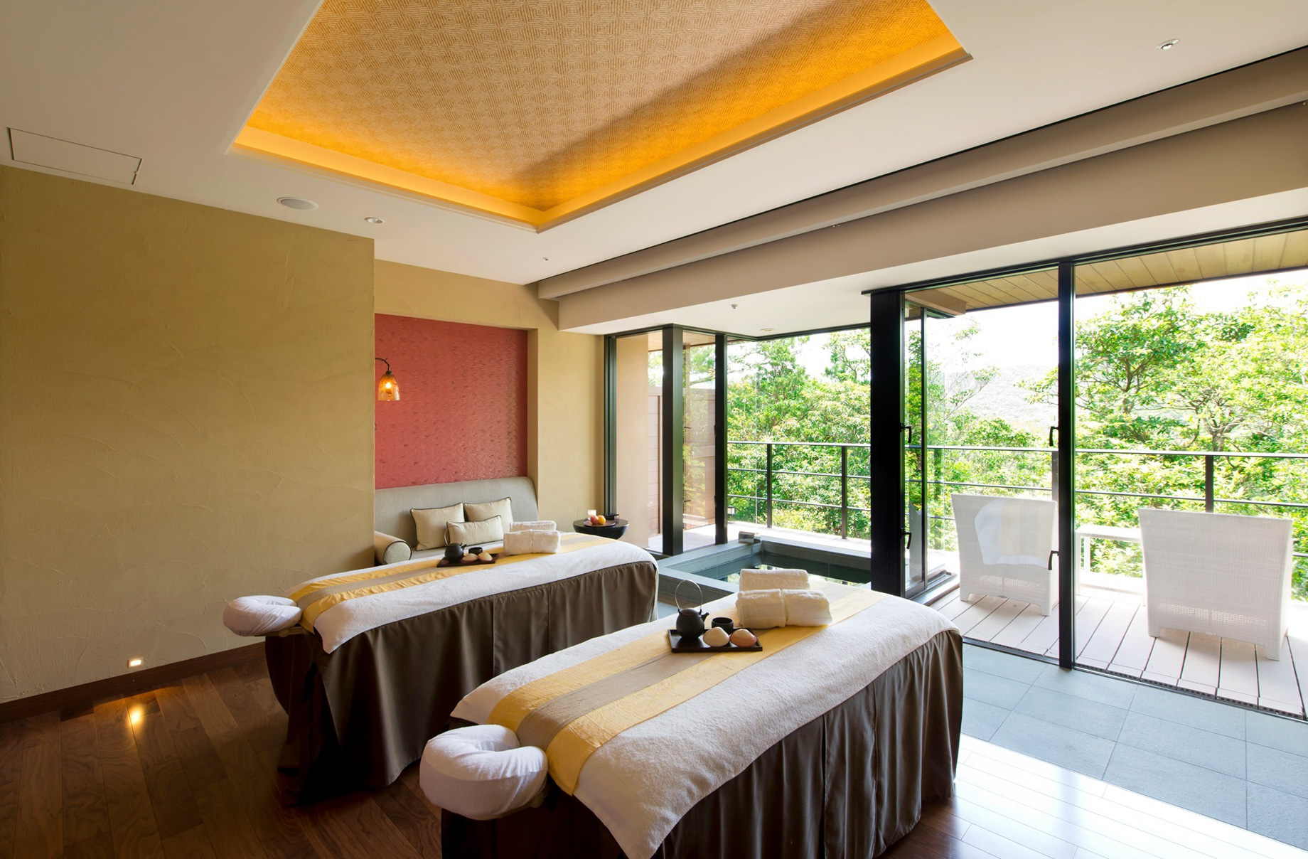 The Ritz-Carlton, Okinawa Hotel – Okinawa, Japan – Spa Treatment Room