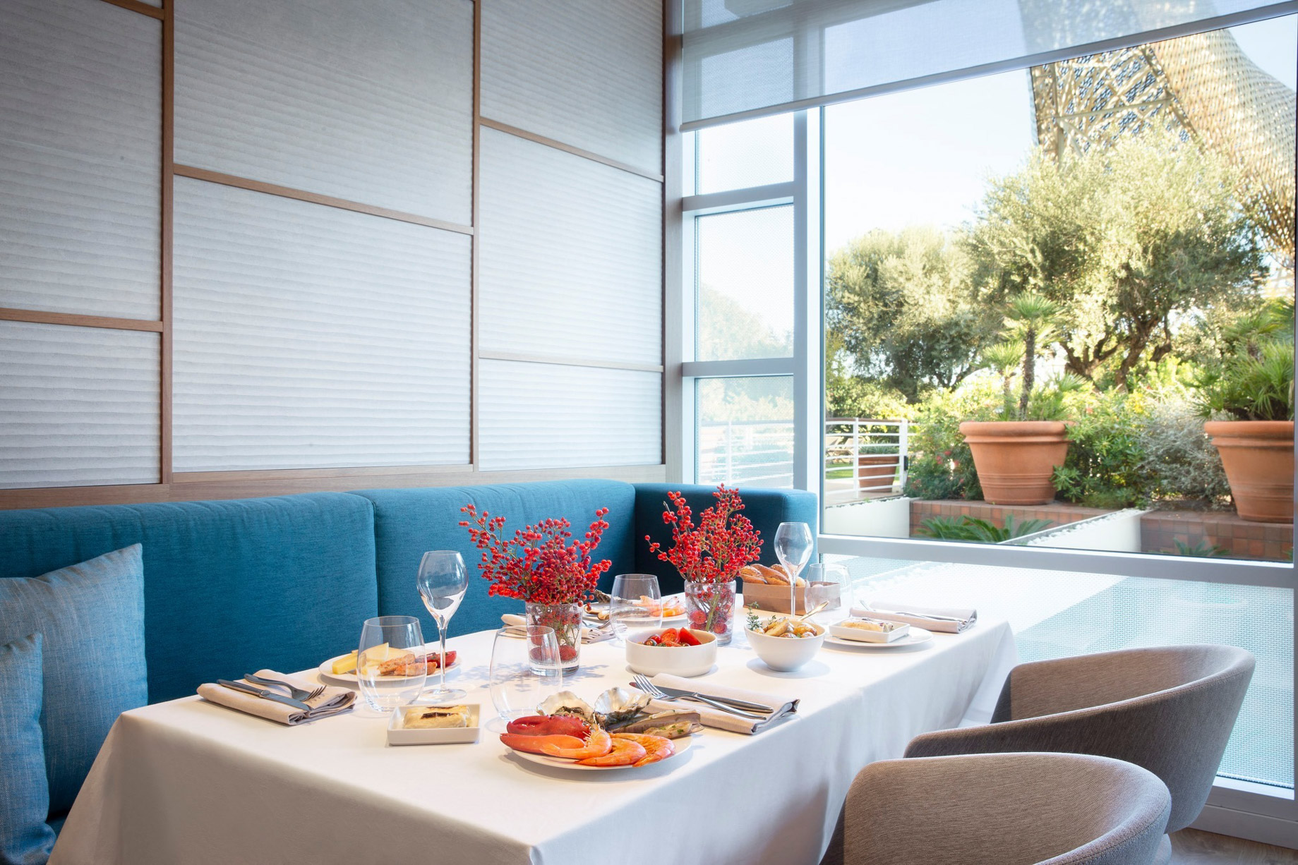 Hotel Arts Barcelona Ritz-Carlton - Barcelona, Spain - Restaurant Table