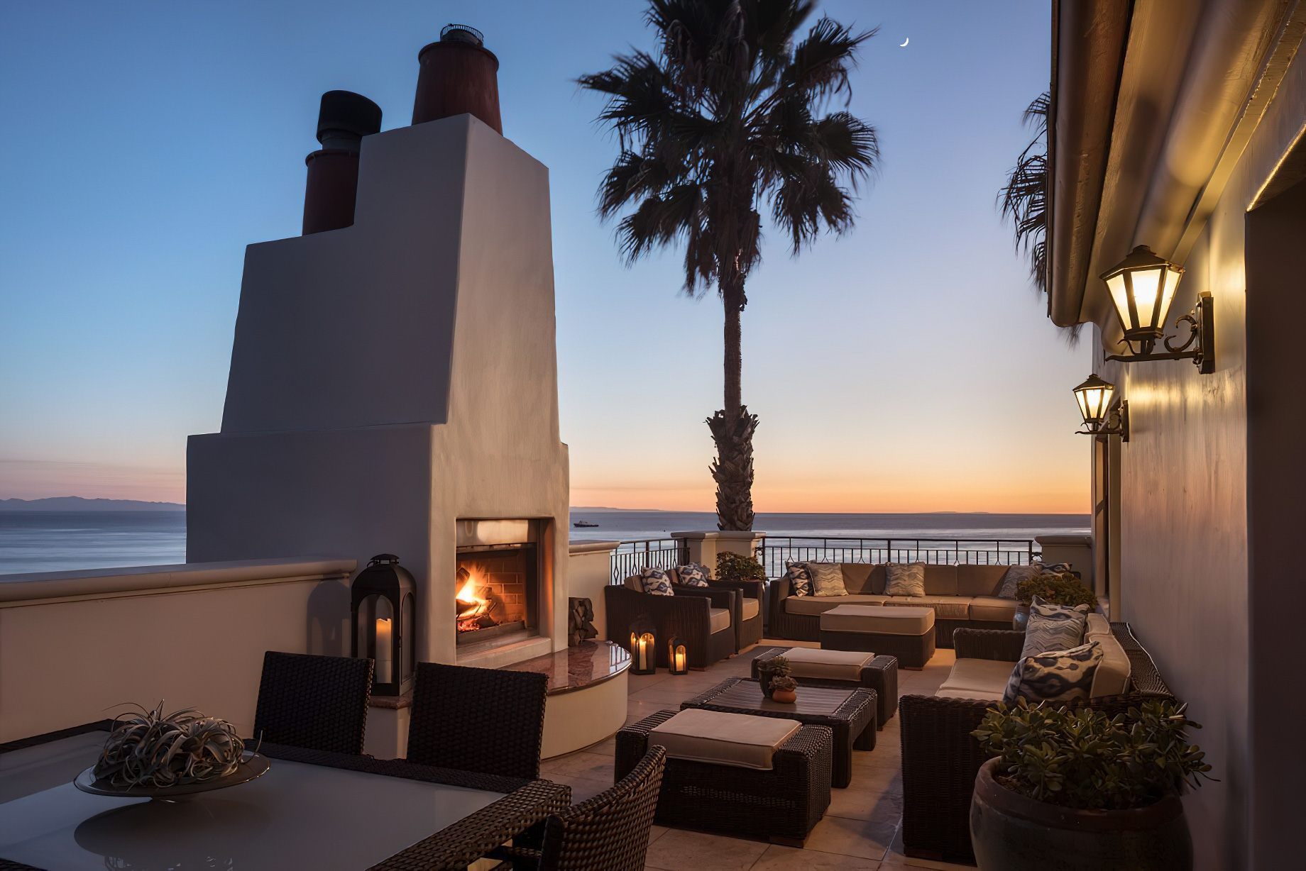 The Ritz-Carlton Bacara, Santa Barbara Resort – Santa Barbara, CA, USA – The Channel Island Suite Terrrace Night