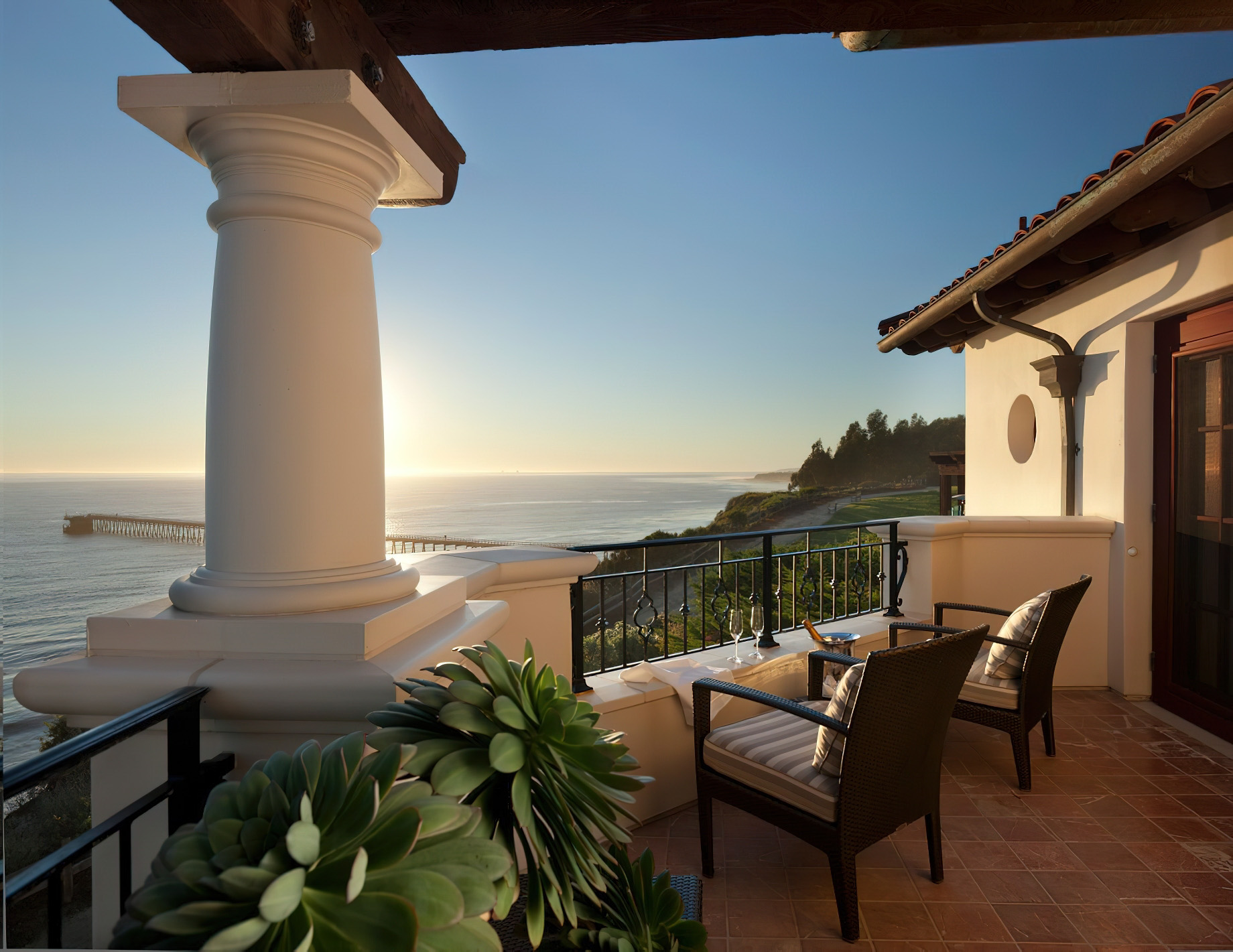 The Ritz-Carlton Bacara, Santa Barbara Resort – Santa Barbara, CA, USA – Ritz-Carlton Suite Balcony