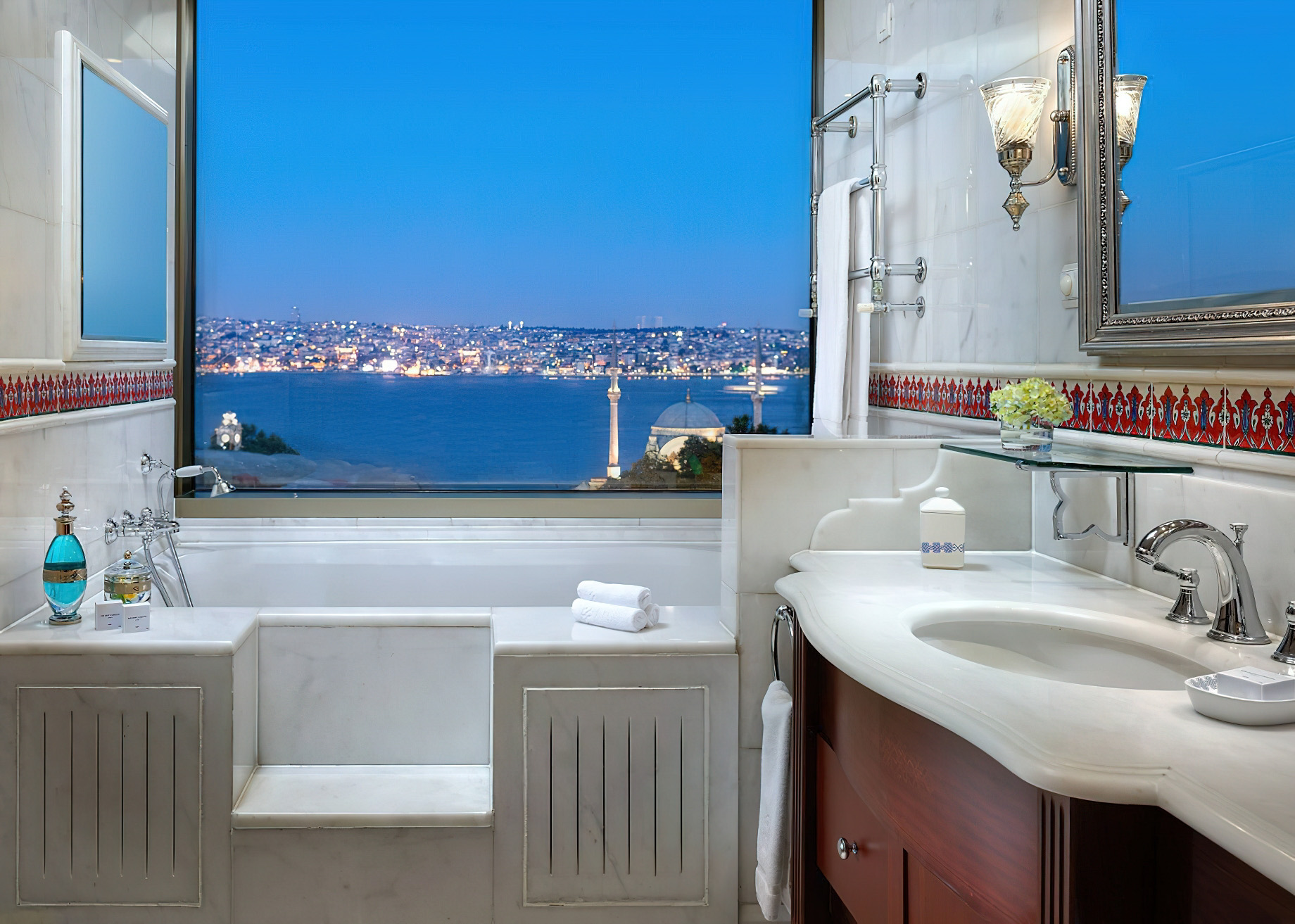The Ritz-Carlton, Istanbul Hotel - Istanbul, Turkey - Presidential Suite Bathroom