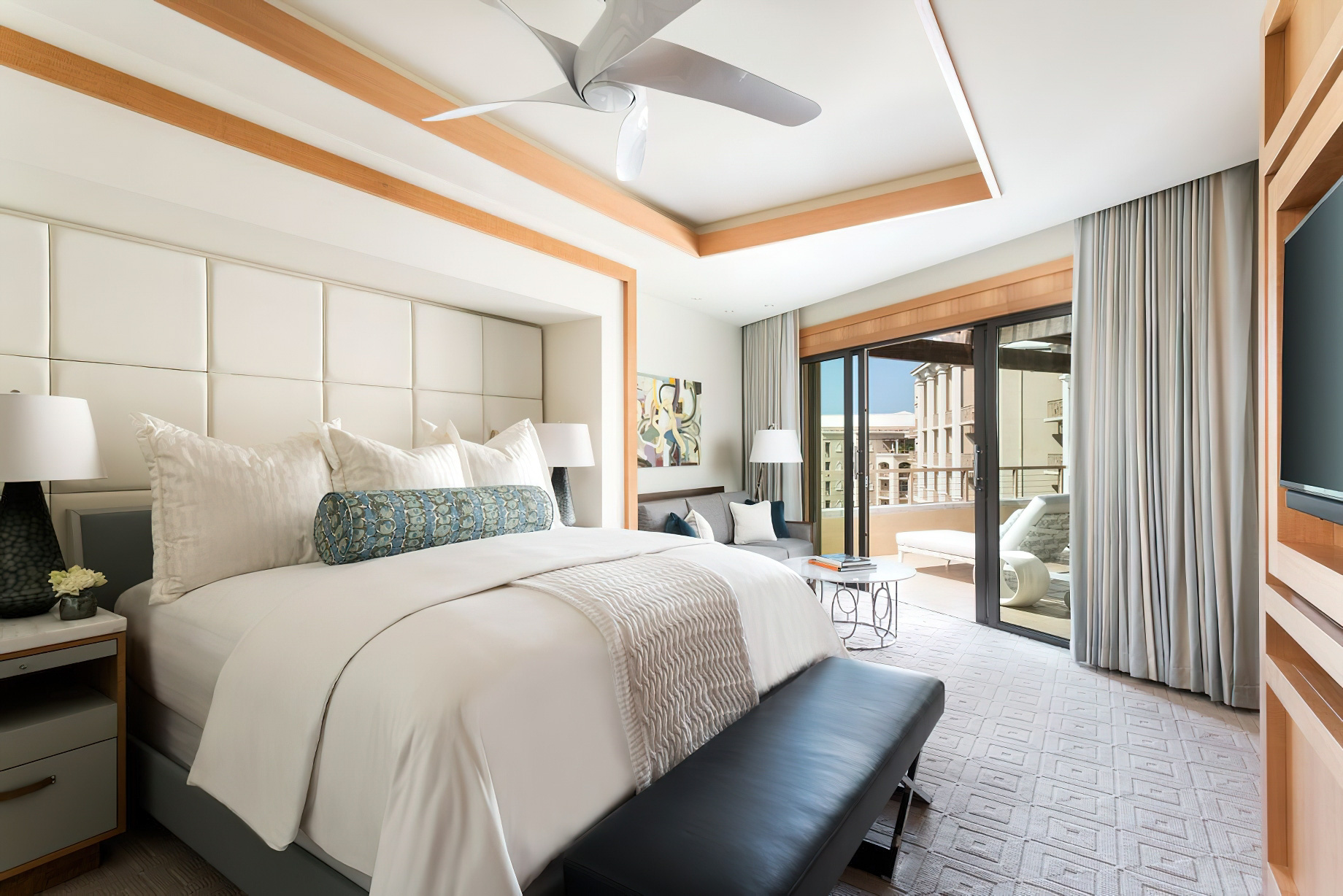 The Ritz-Carlton, Grand Cayman Resort – Seven Mile Beach, Cayman Islands – Two Bedroom Suite Bed