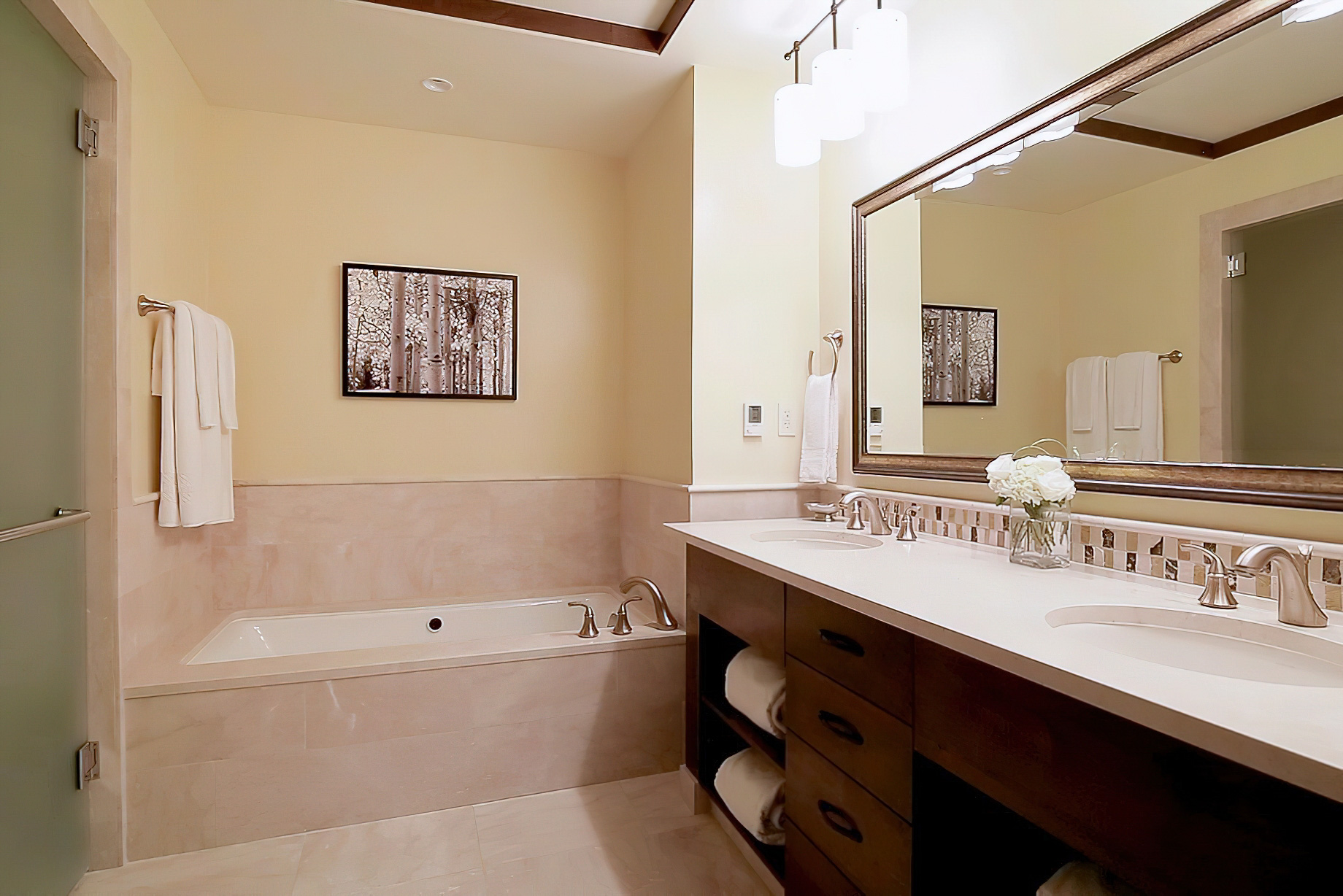 The Ritz-Carlton, Lake Tahoe Resort – Truckee, CA, USA – Two Bedroom Slopeside Bathroom