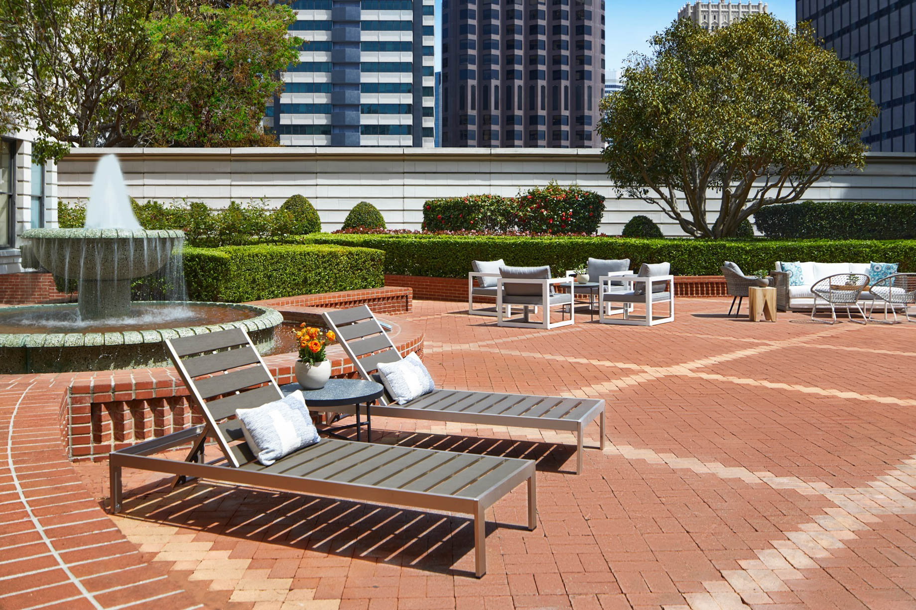 The Ritz-Carlton, San Francisco Hotel – San Francisco, CA, USA – Courtyard Terrace