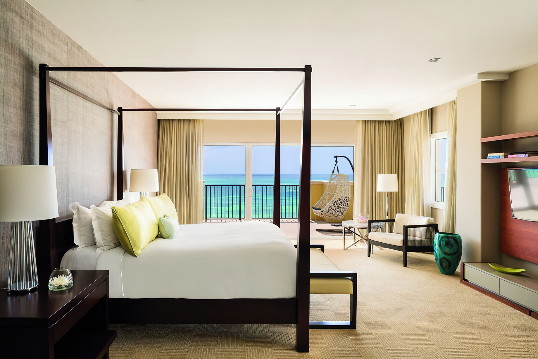 The Ritz-Carlton, Aruba Resort - Palm Beach, Aruba - Ritz-Carlton Suite Bedroom