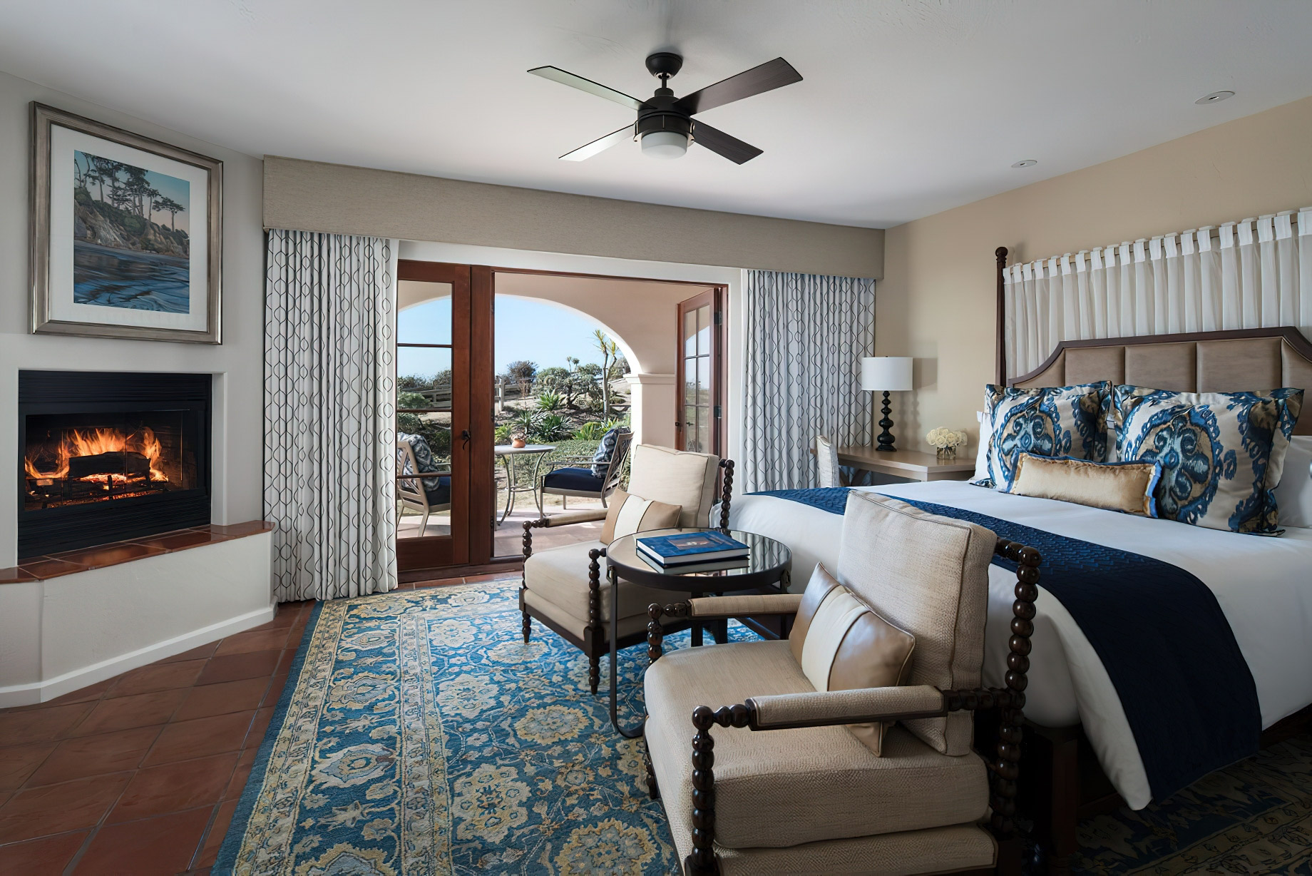 The Ritz-Carlton Bacara, Santa Barbara Resort – Santa Barbara, CA, USA – Club Lounge Deluxe King Room