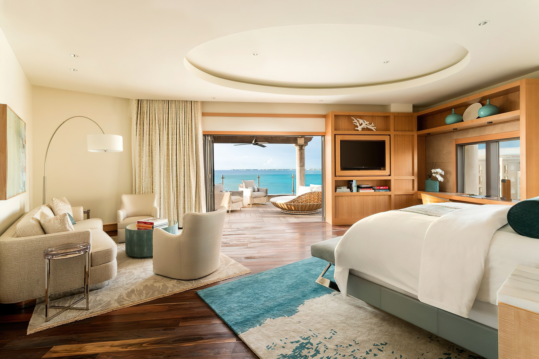 The Ritz-Carlton, Grand Cayman Resort – Seven Mile Beach, Cayman Islands – Grand Cayman Penthouse Bedroom