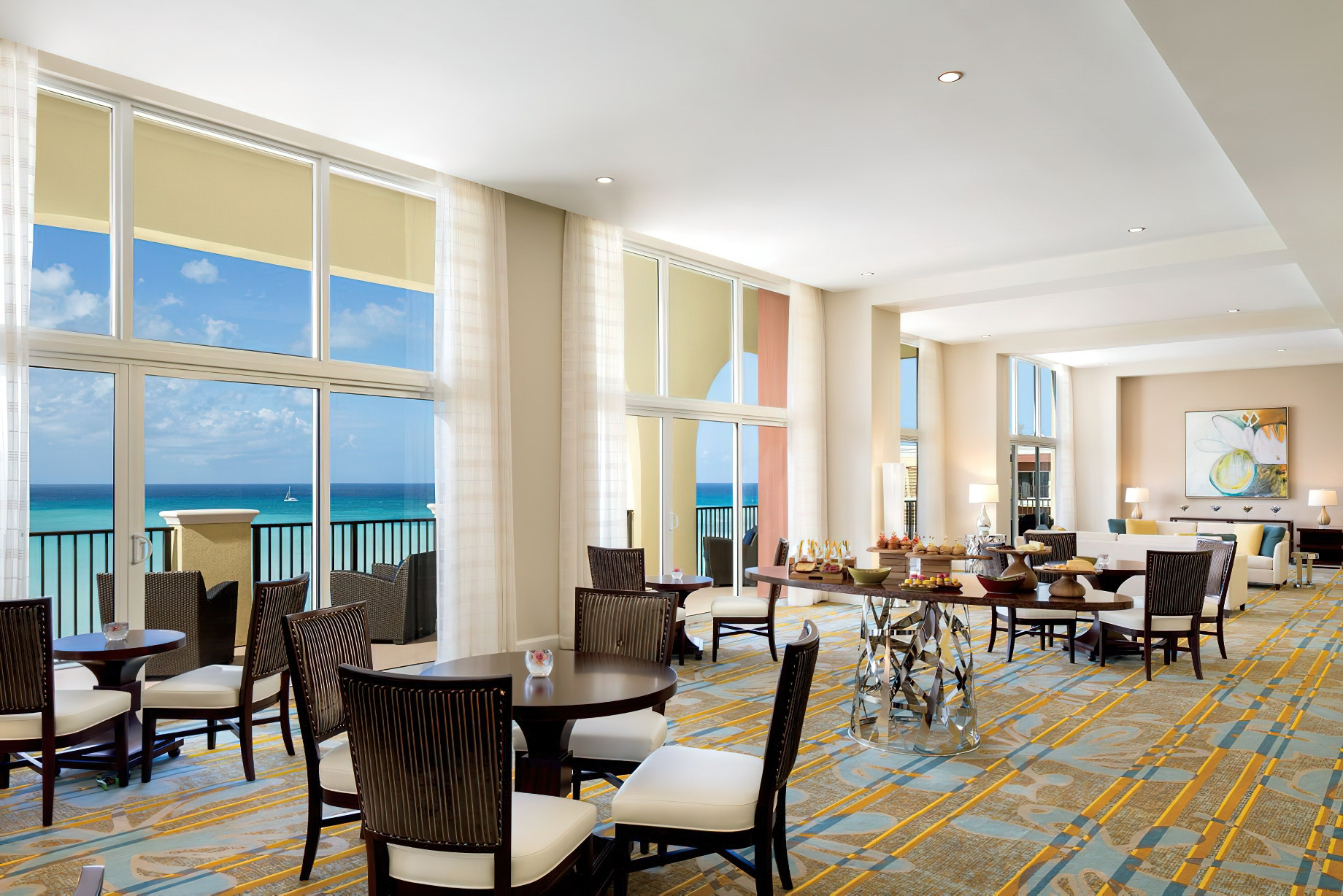 The Ritz-Carlton, Aruba Resort – Palm Beach, Aruba – Club Lounge