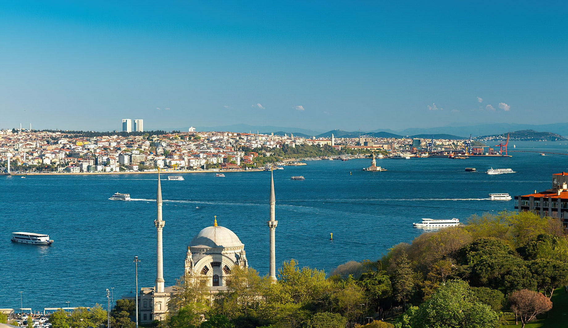 The Ritz-Carlton, Istanbul Hotel – Istanbul, Turkey – Front Bosphorus View Room City View