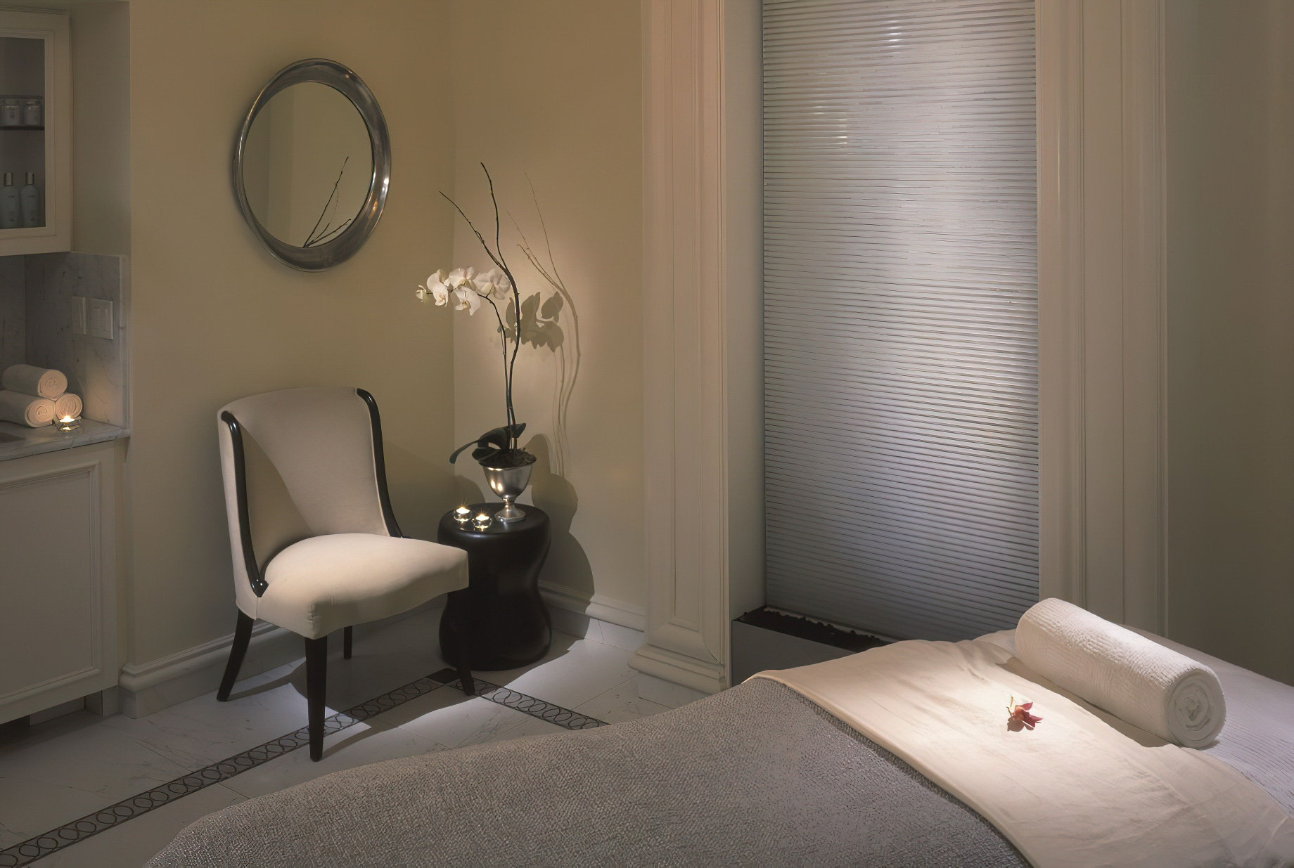 The Ritz-Carlton, Laguna Niguel Resort - Dana Point, CA, USA - Spa Treatment Room