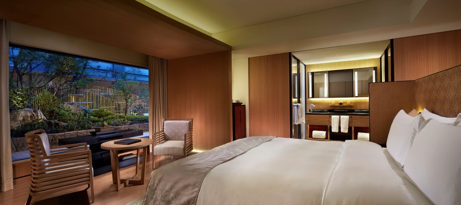 The Ritz-Carlton, Kyoto Hotel - Nakagyo Ward, Kyoto, Japan - Deluxe Garden Room Bed