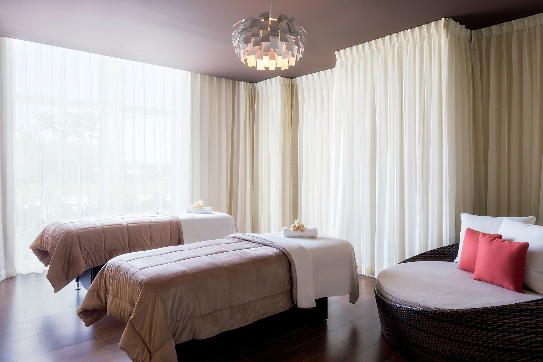 The Ritz-Carlton, Aruba Resort – Palm Beach, Aruba – Spa Treatment Room