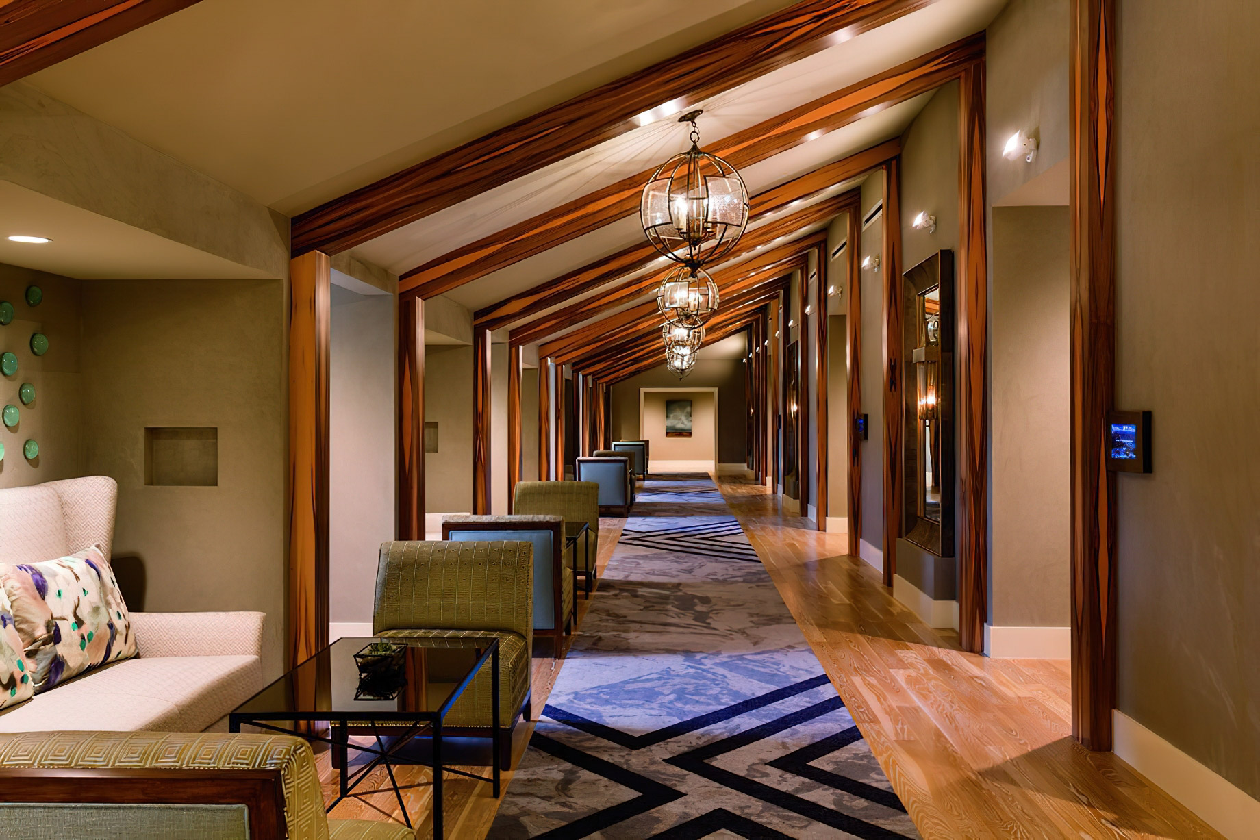 The Ritz-Carlton, Grand Cayman Resort – Seven Mile Beach, Cayman Islands – Lounge Seating Area