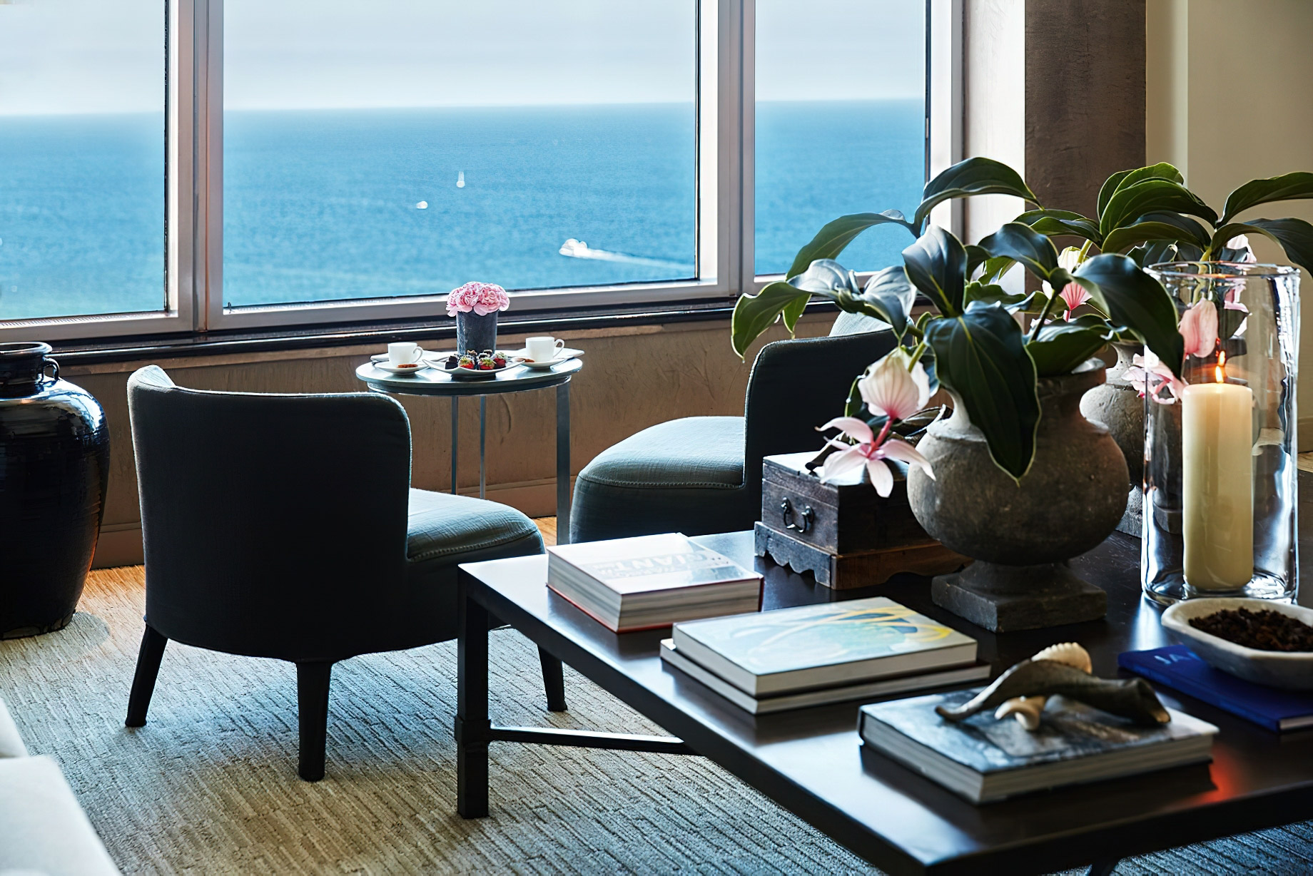 Hotel Arts Barcelona Ritz-Carlton - Barcelona, Spain - Club Lounge View