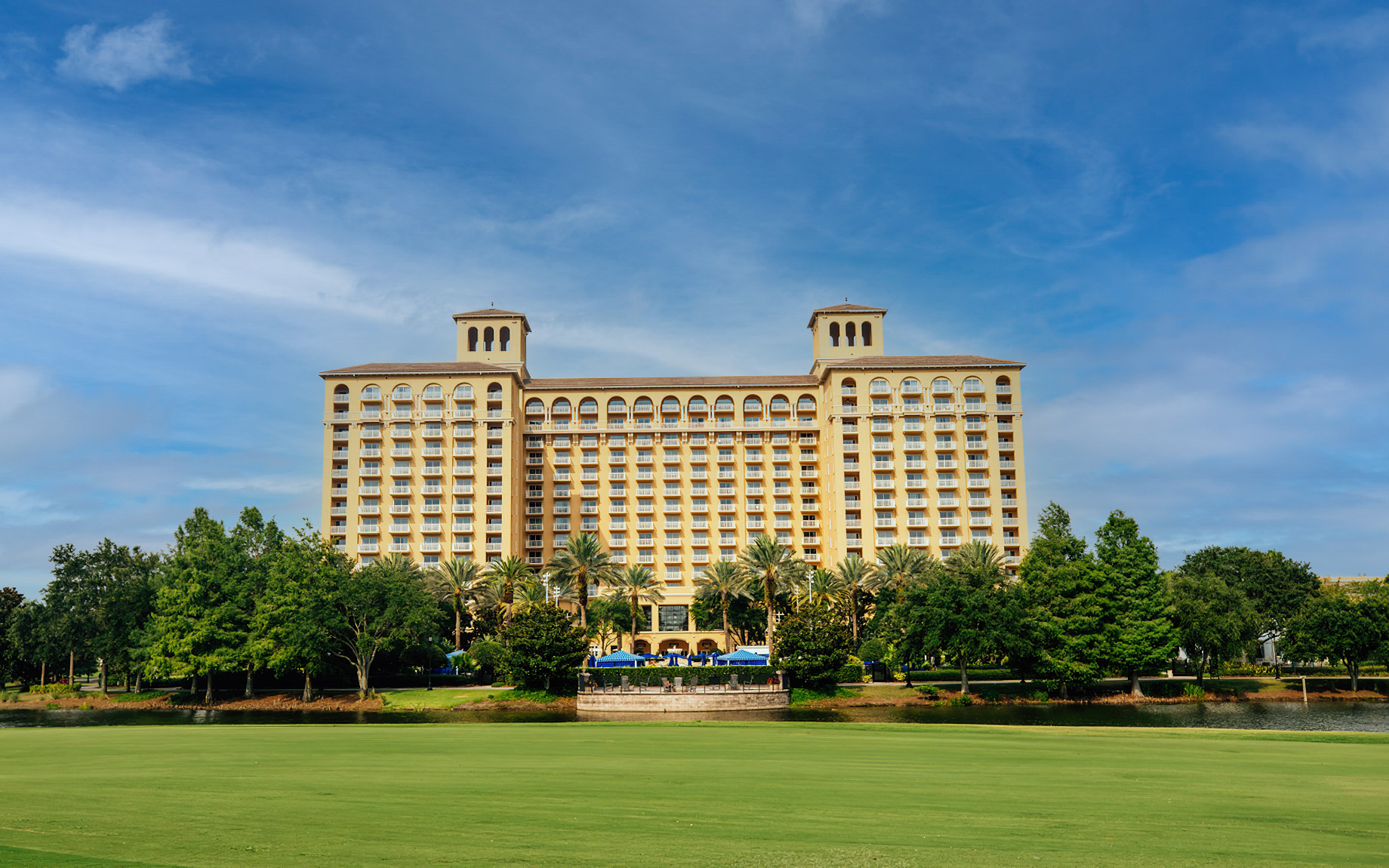The Ritz-Carlton Orlando, Grande Lakes Resort – Orlando, FL, USA – Exterior
