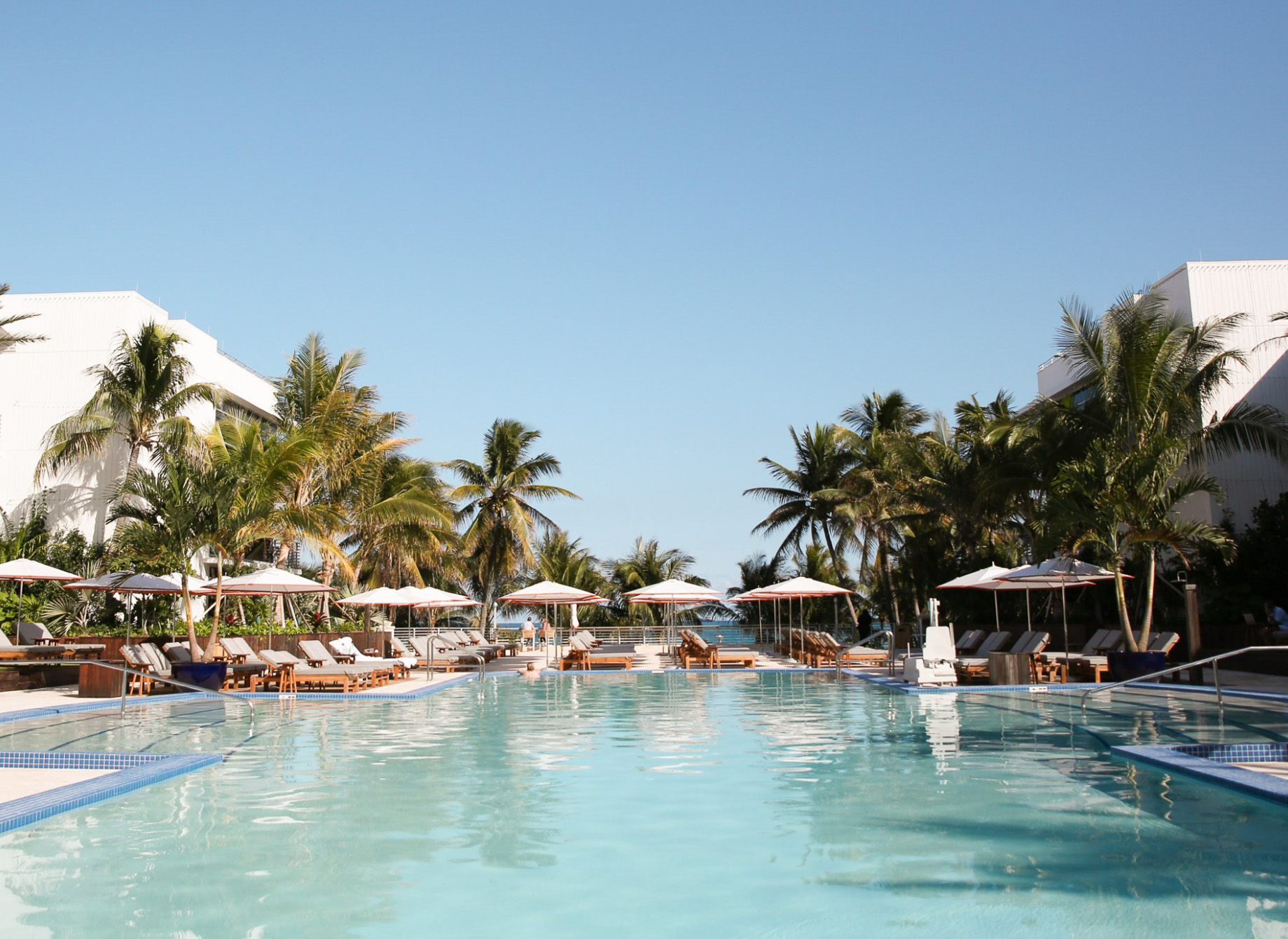The Ritz-Carlton, South Beach Hotel – Miami Beach, FL, USA – Exterior Pool