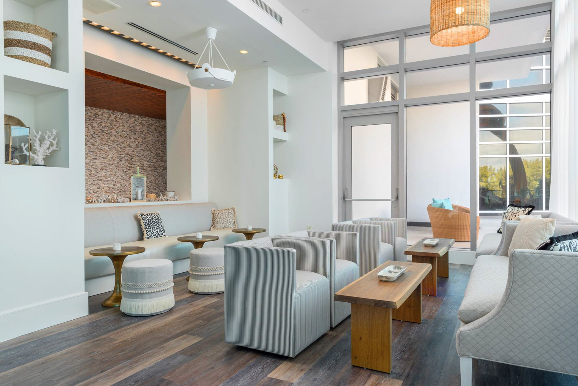 The Ritz-Carlton Bal Harbour, Miami Resort - Bal Harbour, FL, USA - Artisan Beach House Lounge