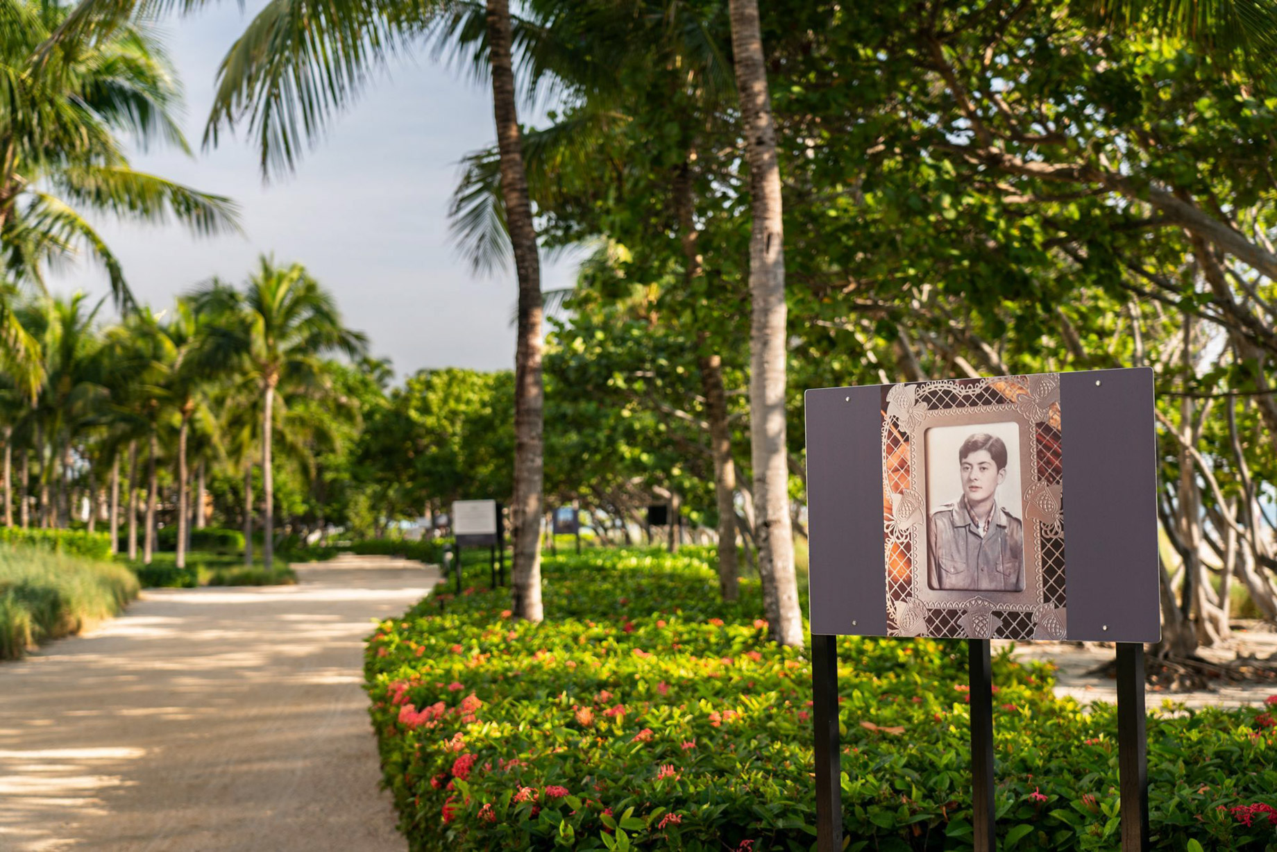 The Ritz-Carlton Bal Harbour, Miami Resort – Bal Harbour, FL, USA – Art on the Bal Harbour Beath Path