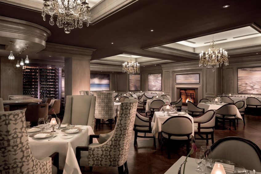 The Ritz-Carlton, Naples Resort - Naples, FL, USA - The Grill Reataurant Tables