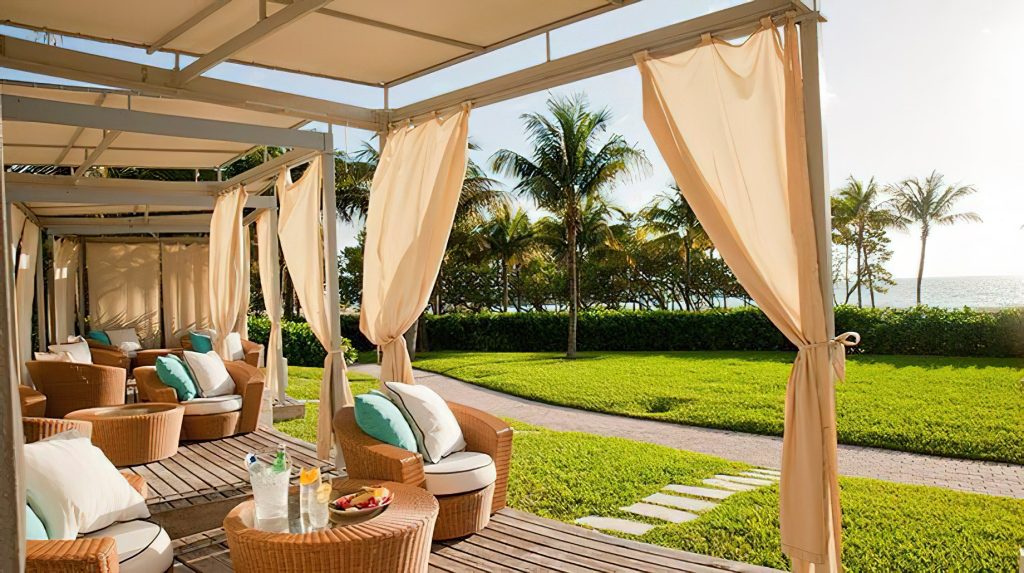 The Ritz-Carlton Bal Harbour, Miami Resort - Bal Harbour, FL, USA - Private Cabana