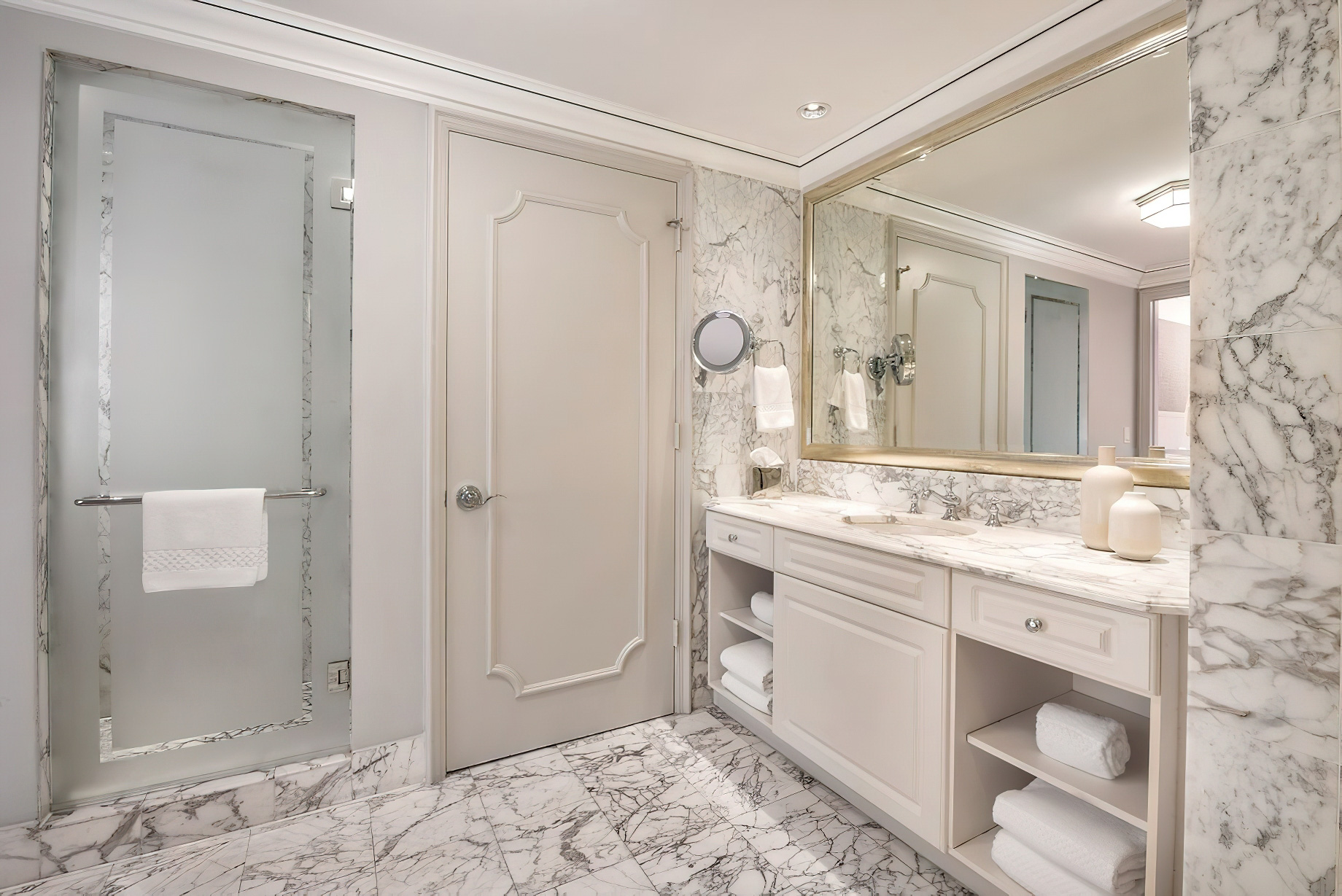 The Ritz-Carlton Coconut Grove, Miami Hotel – Miami, FL, USA – City View Suite Bathroom