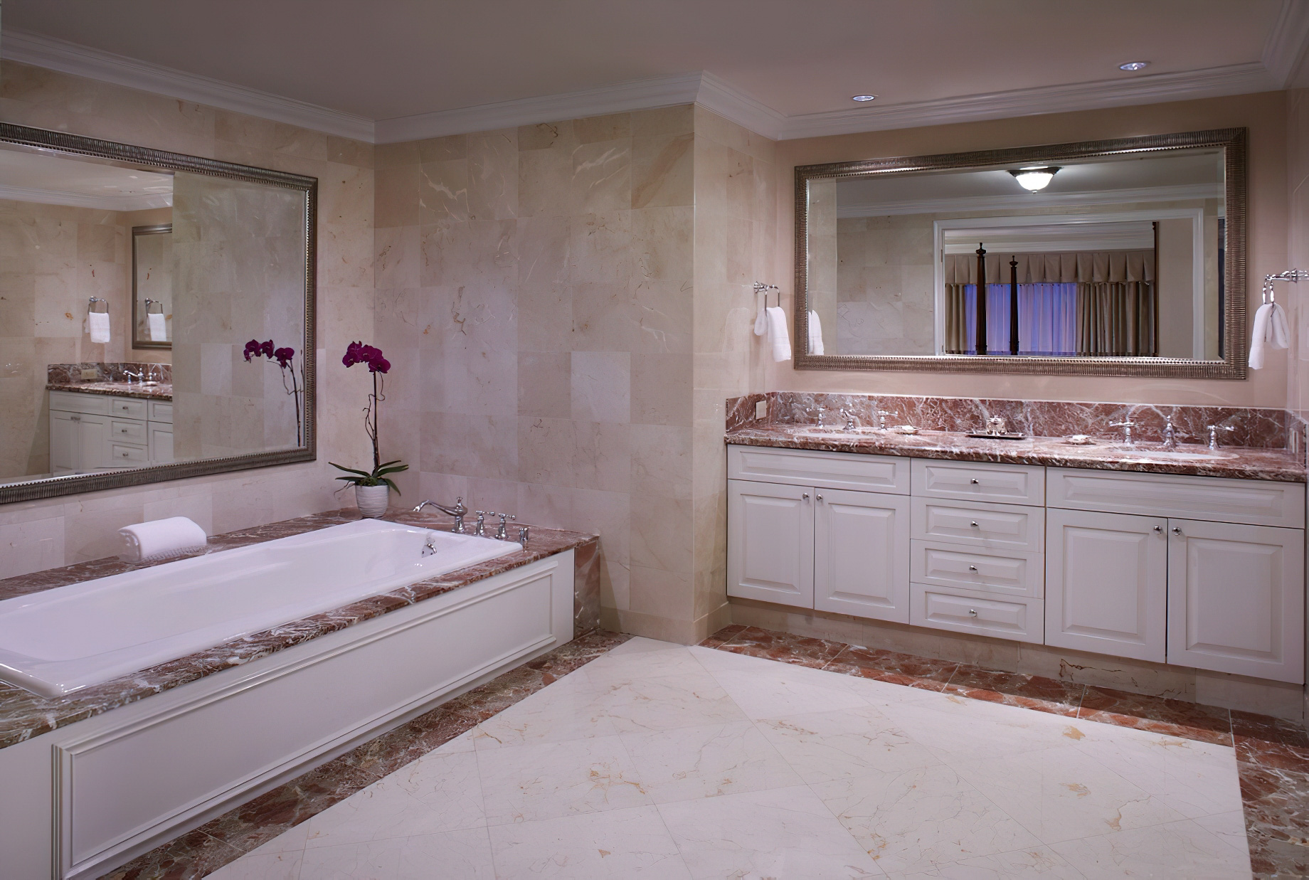 The Ritz-Carlton Coconut Grove, Miami Hotel – Miami, FL, USA – Ritz-Carlton Suite Bathroom