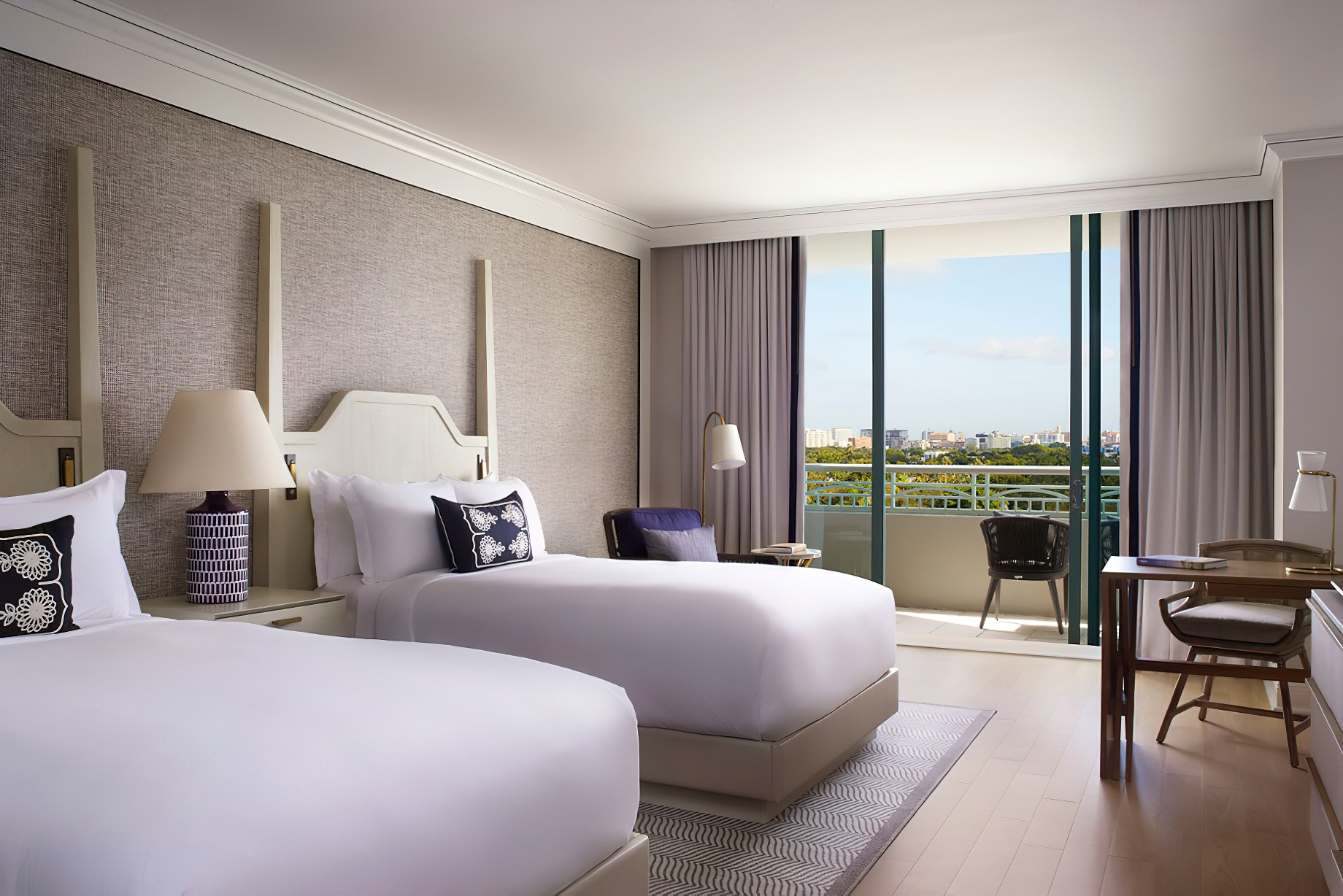 The Ritz-Carlton Coconut Grove, Miami Hotel – Miami, FL, USA – Deluxe City View Room Double