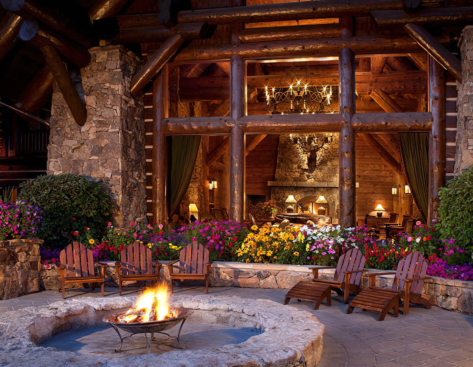 The Ritz-Carlton, Bachelor Gulch Resort - Avon, CO, USA - Outdoor Firepit