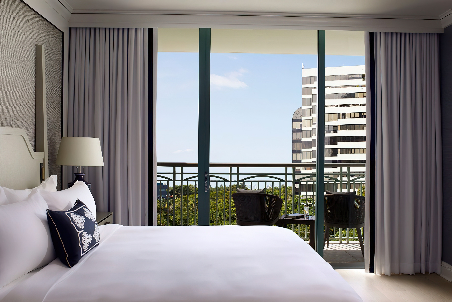 The Ritz-Carlton Coconut Grove, Miami Hotel – Miami, FL, USA – City View Suite Interior
