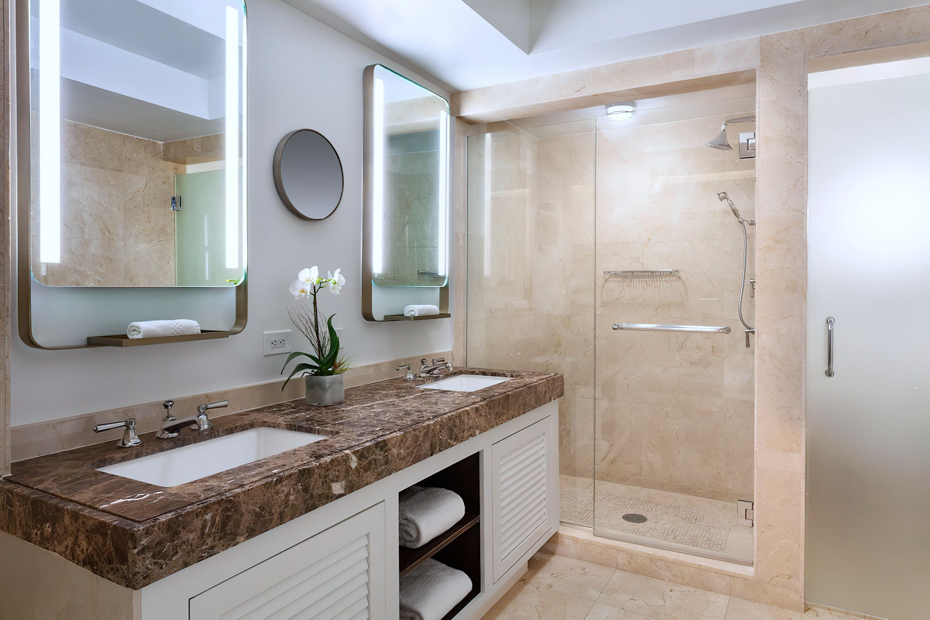 The Ritz-Carlton, Fort Lauderdale Hotel – Fort Lauderdale, FL, USA – Intercoastal Junior Suite Bathroom