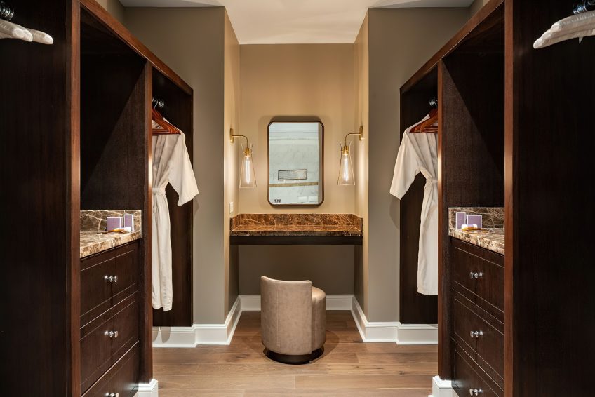 The Ritz-Carlton Orlando, Grande Lakes Resort - Orlando, FL, USA - Royal Suite Wardrobe