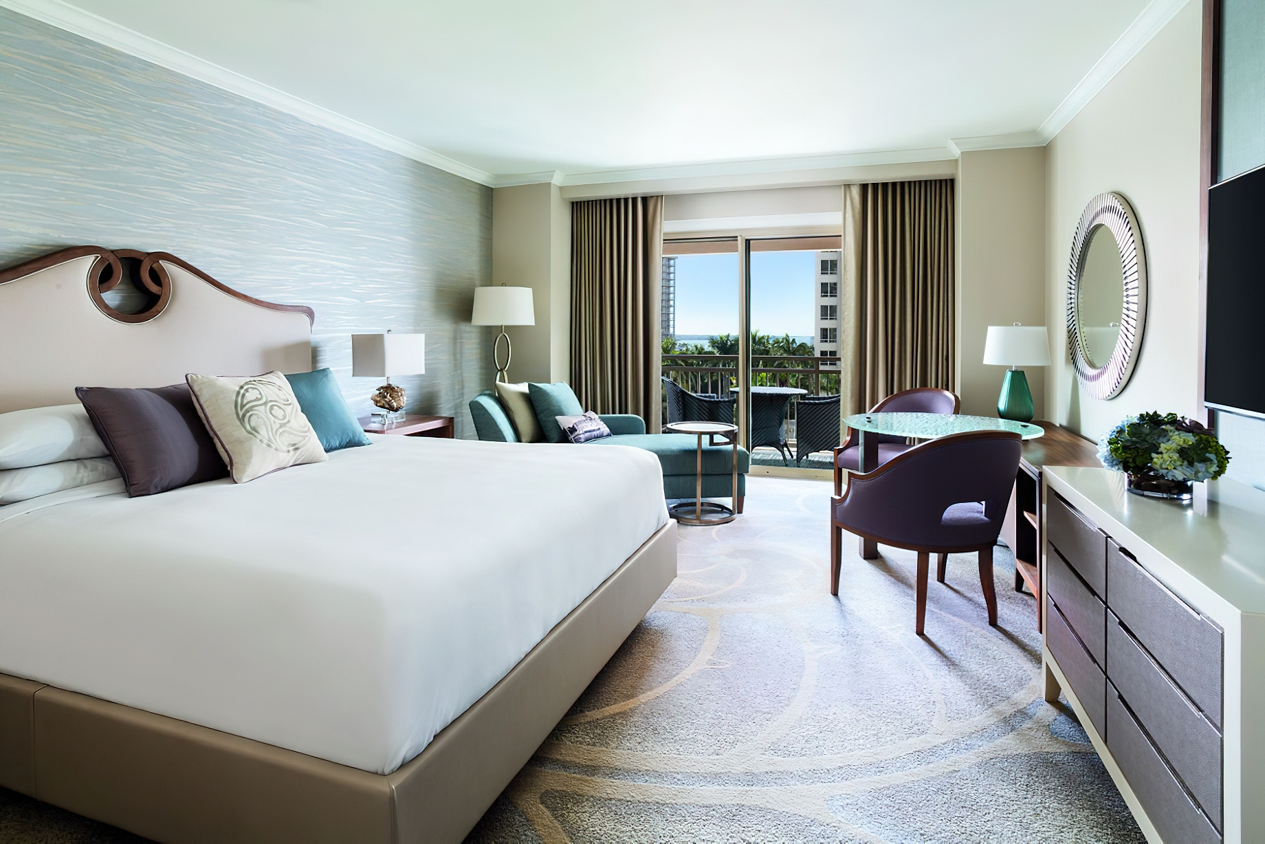The Ritz-Carlton, Sarasota Hotel – Sarasota, FL, USA – Pure Guest Room