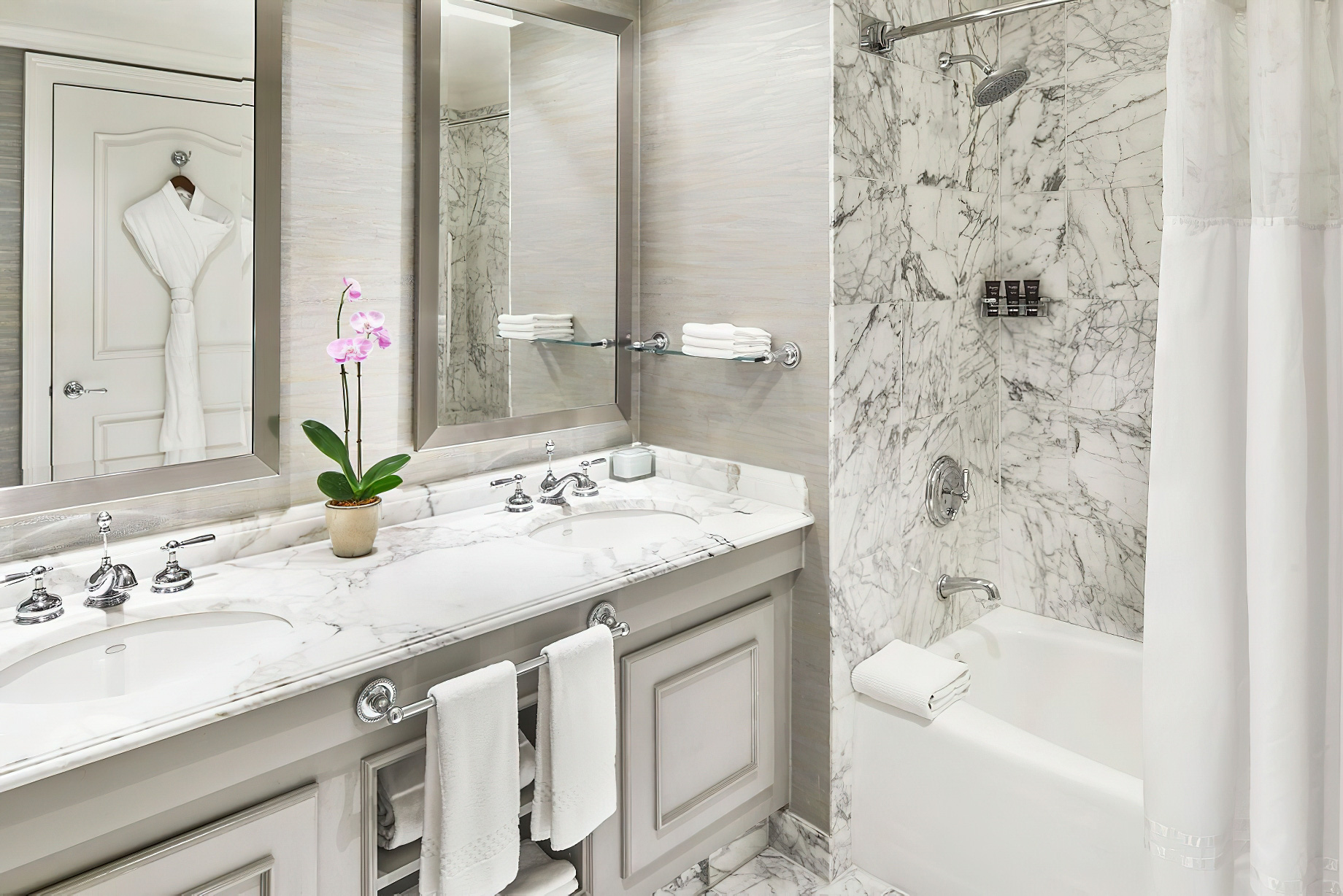 The Ritz-Carlton, Sarasota Hotel – Sarasota, FL, USA – Pure Guest Room BaTHROOM