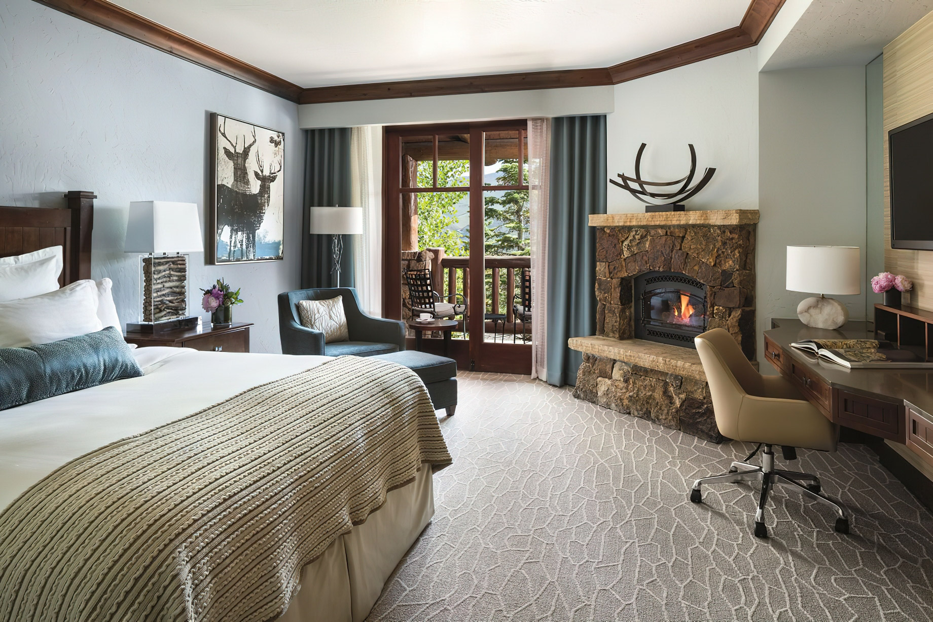The Ritz-Carlton, Bachelor Gulch Resort – Avon, CO, USA – Executive Suite Bedroom