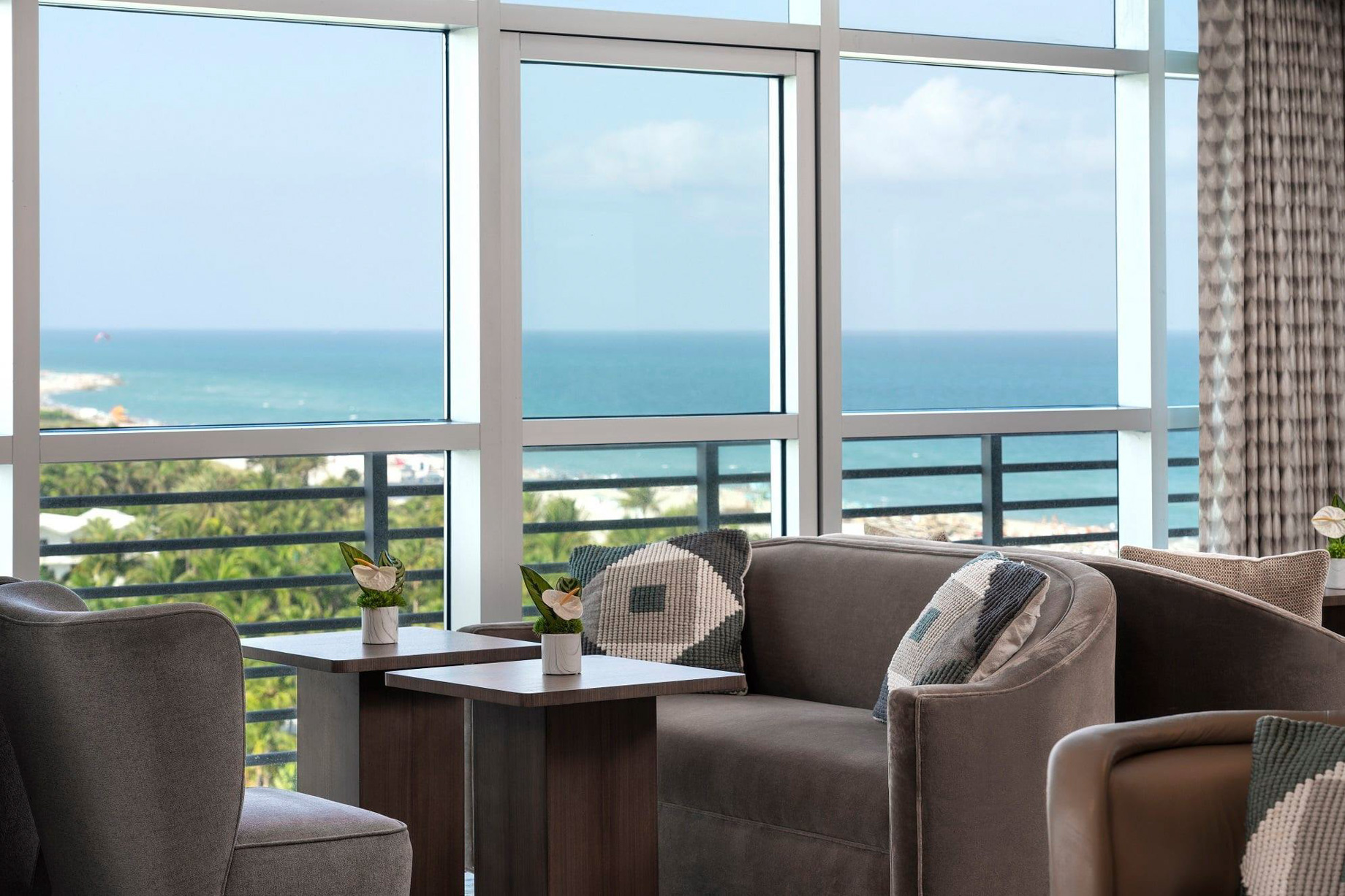 The Ritz-Carlton, South Beach Hotel – Miami Beach, FL, USA – Club Level Lounge