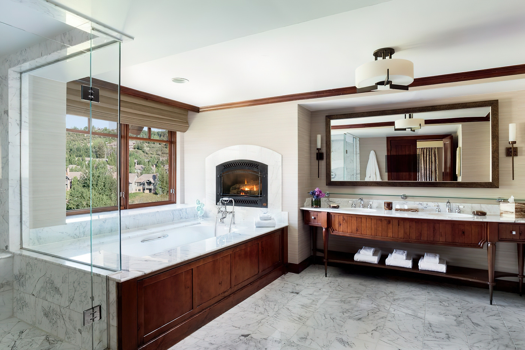 The Ritz-Carlton, Bachelor Gulch Resort - Avon, CO, USA - Ritz-Carlton Suite Bathroom