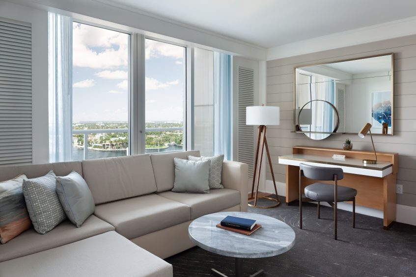 The Ritz-Carlton, Fort Lauderdale Hotel - Fort Lauderdale, FL, USA - Intercoastal Junior Suite Interior