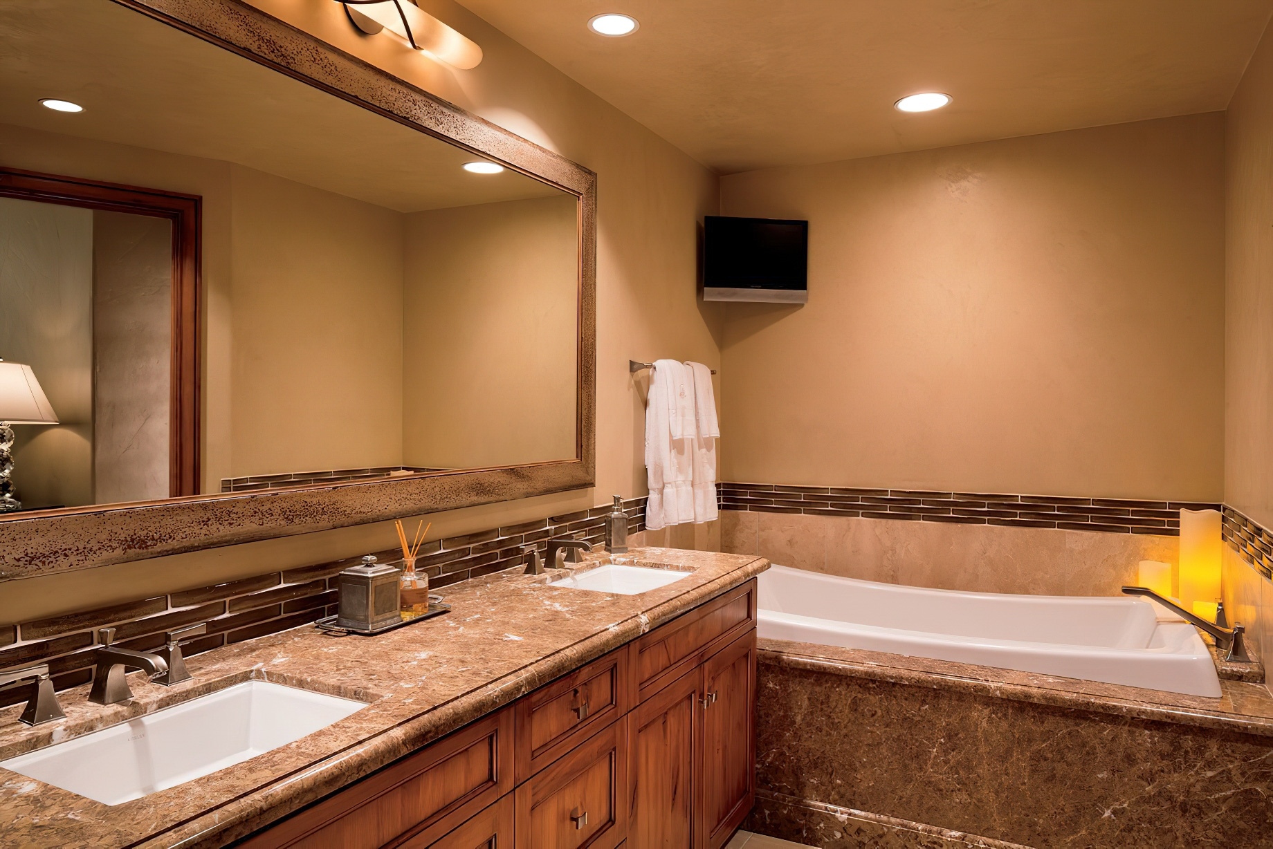 The Ritz-Carlton, Bachelor Gulch Resort – Avon, CO, USA – Three Bedroom Penthouse Bathroom