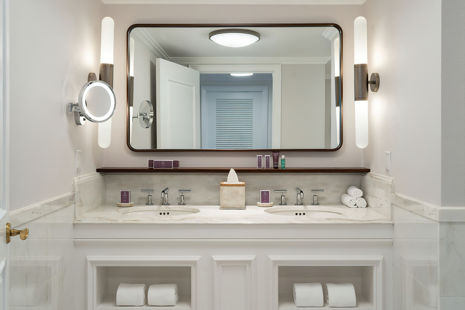 The Ritz-Carlton Orlando, Grande Lakes Resort – Orlando, FL, USA – Executive Suite Bathroom