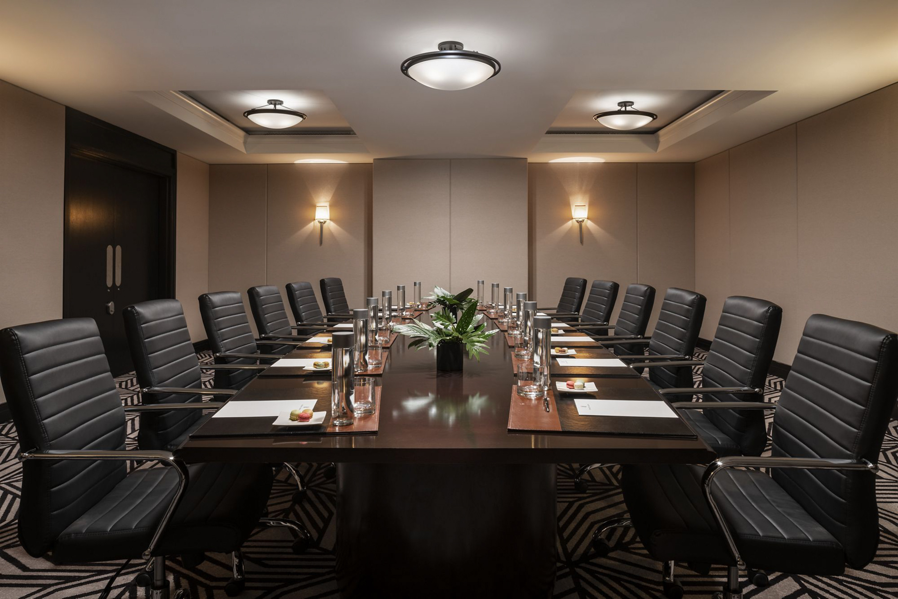 The Ritz-Carlton, South Beach Hotel - Miami Beach, FL, USA - Boardroom