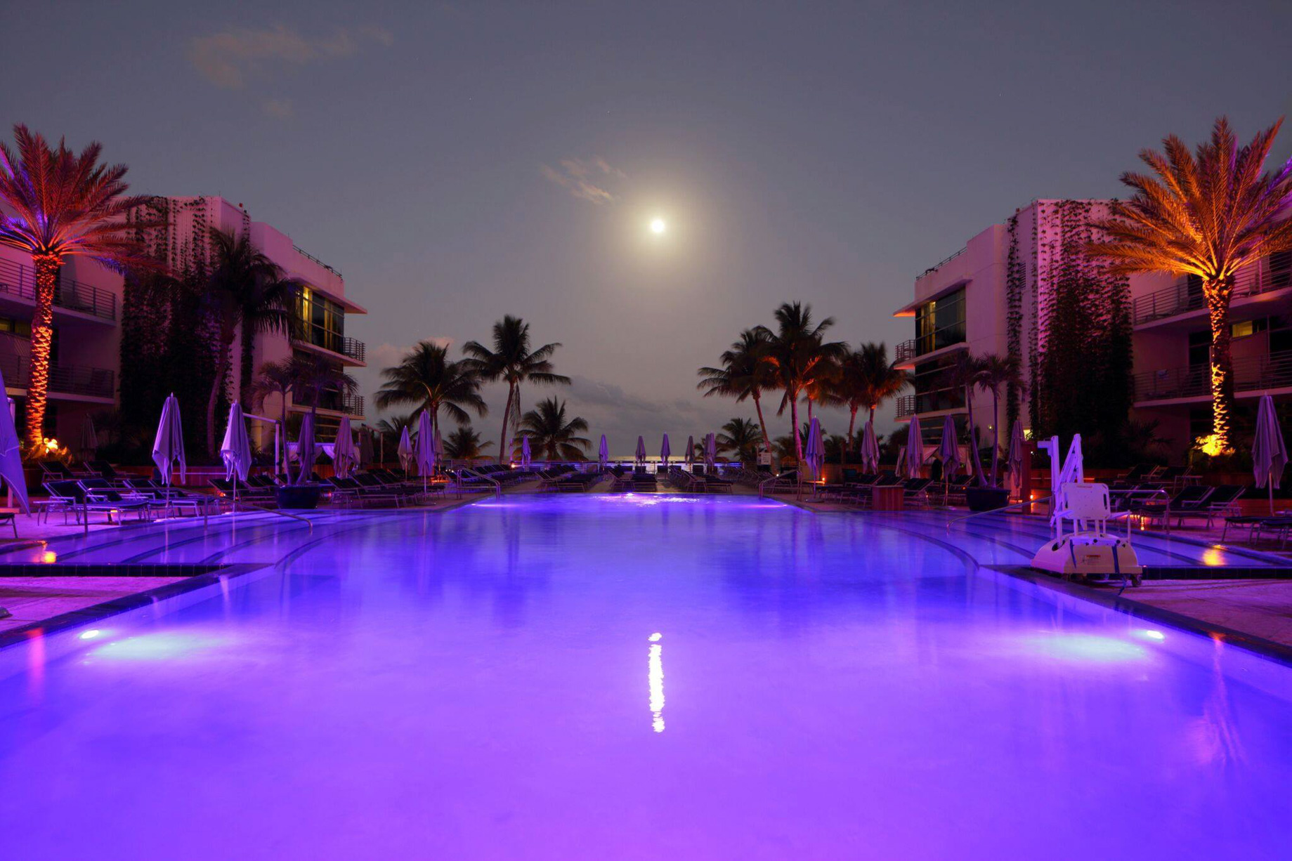 The Ritz-Carlton, South Beach Hotel - Miami Beach, FL, USA - Pool Night View